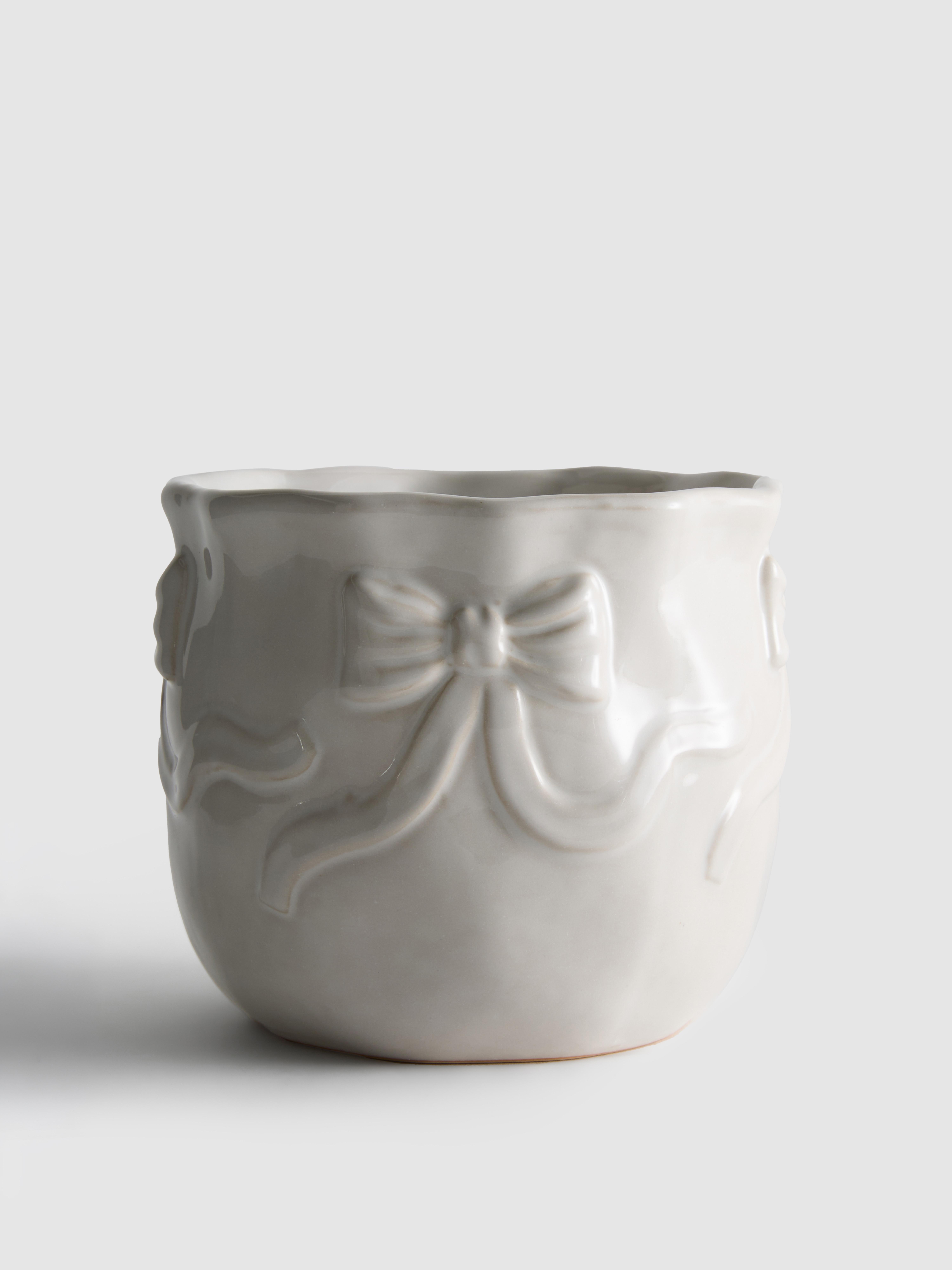 Bow Detail Plant Pot