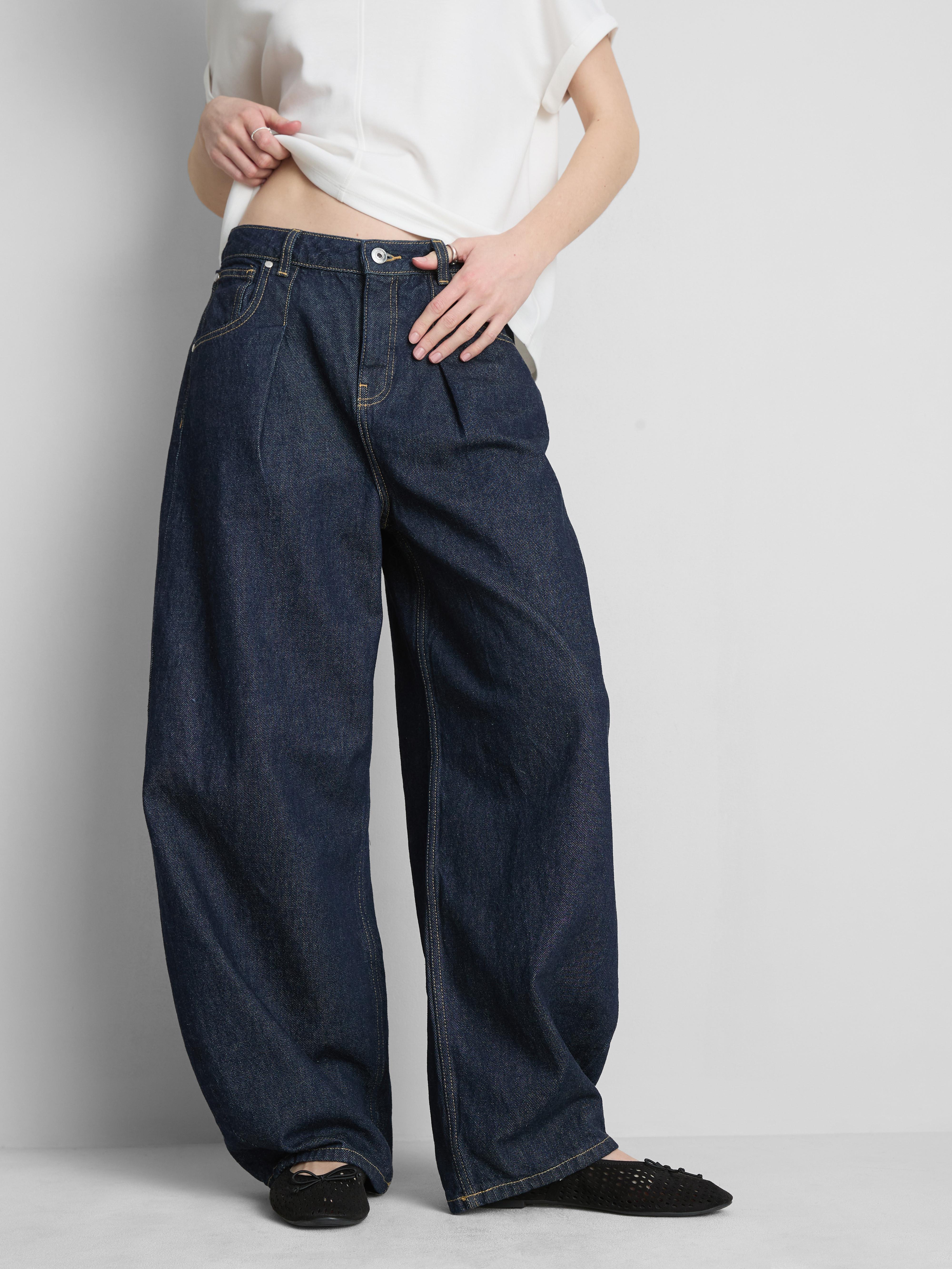 The Edit Mid-Rise Barrel Leg Jeans