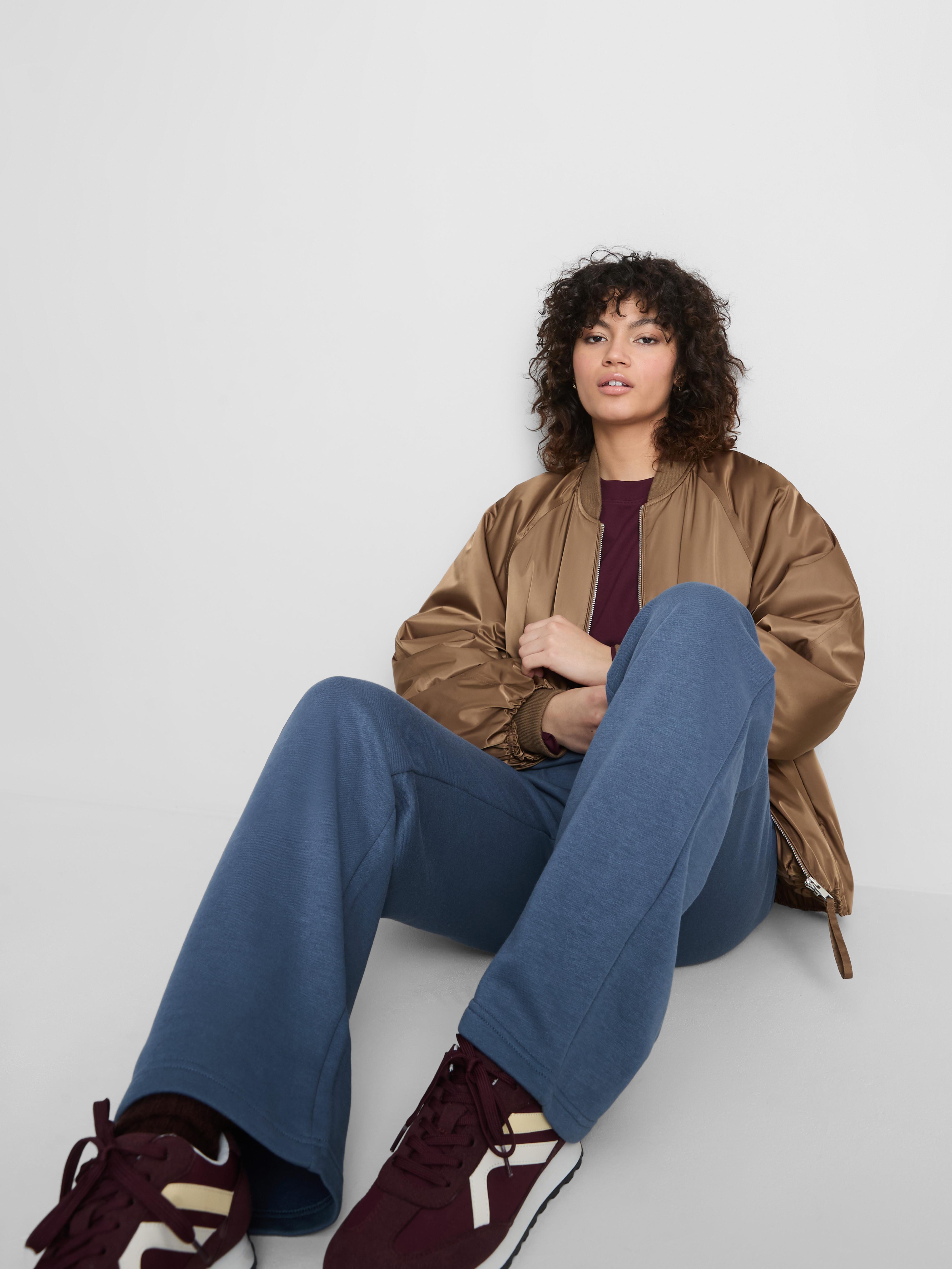 Women's Dark Cotton-Blend Straight-Leg Joggers