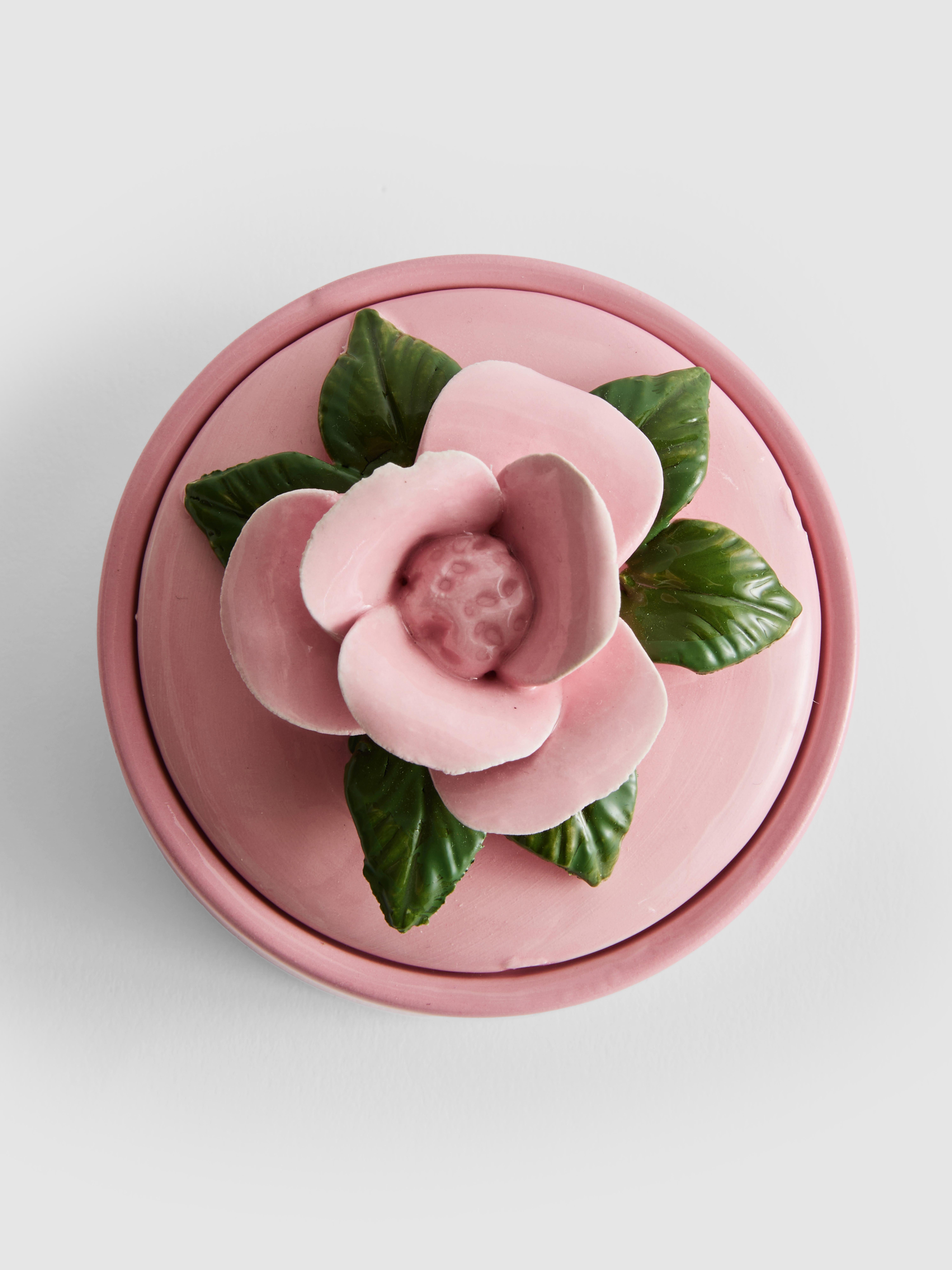 Gebloemd snuisterijenpotje