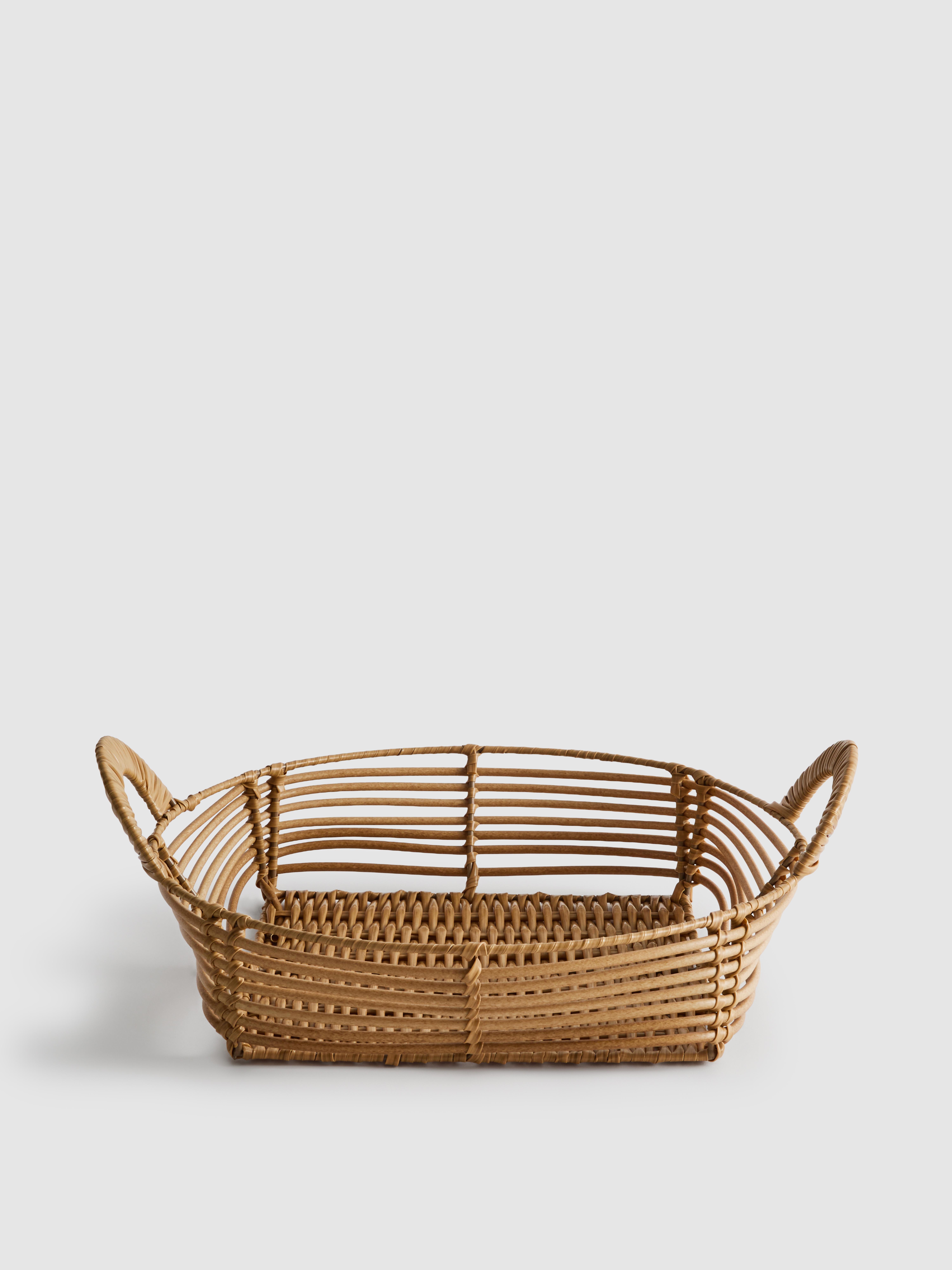 Gewebter Tischkorb mit Griffen