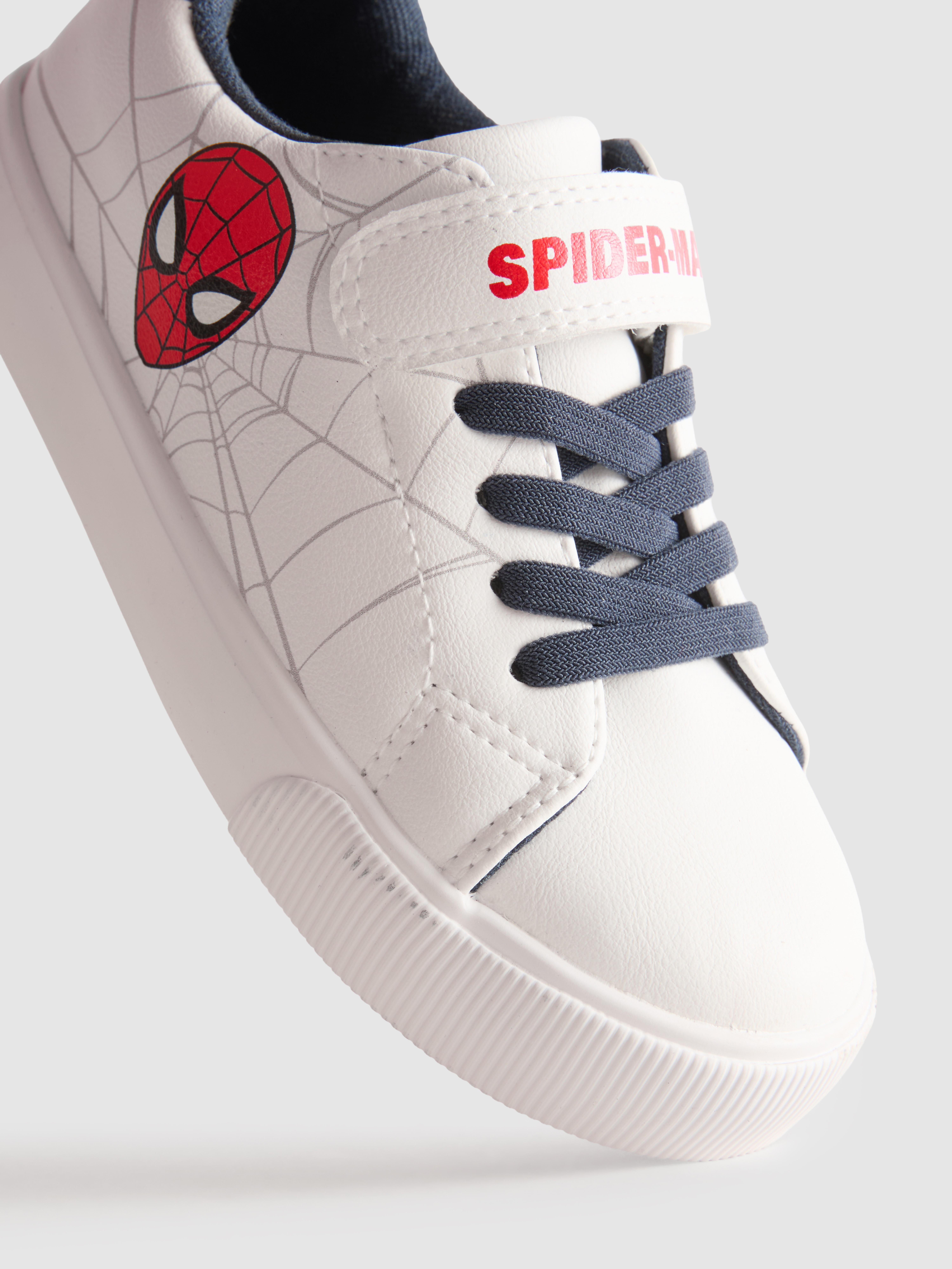 Buty sportowe z niską cholewką z motywem z Marvela
