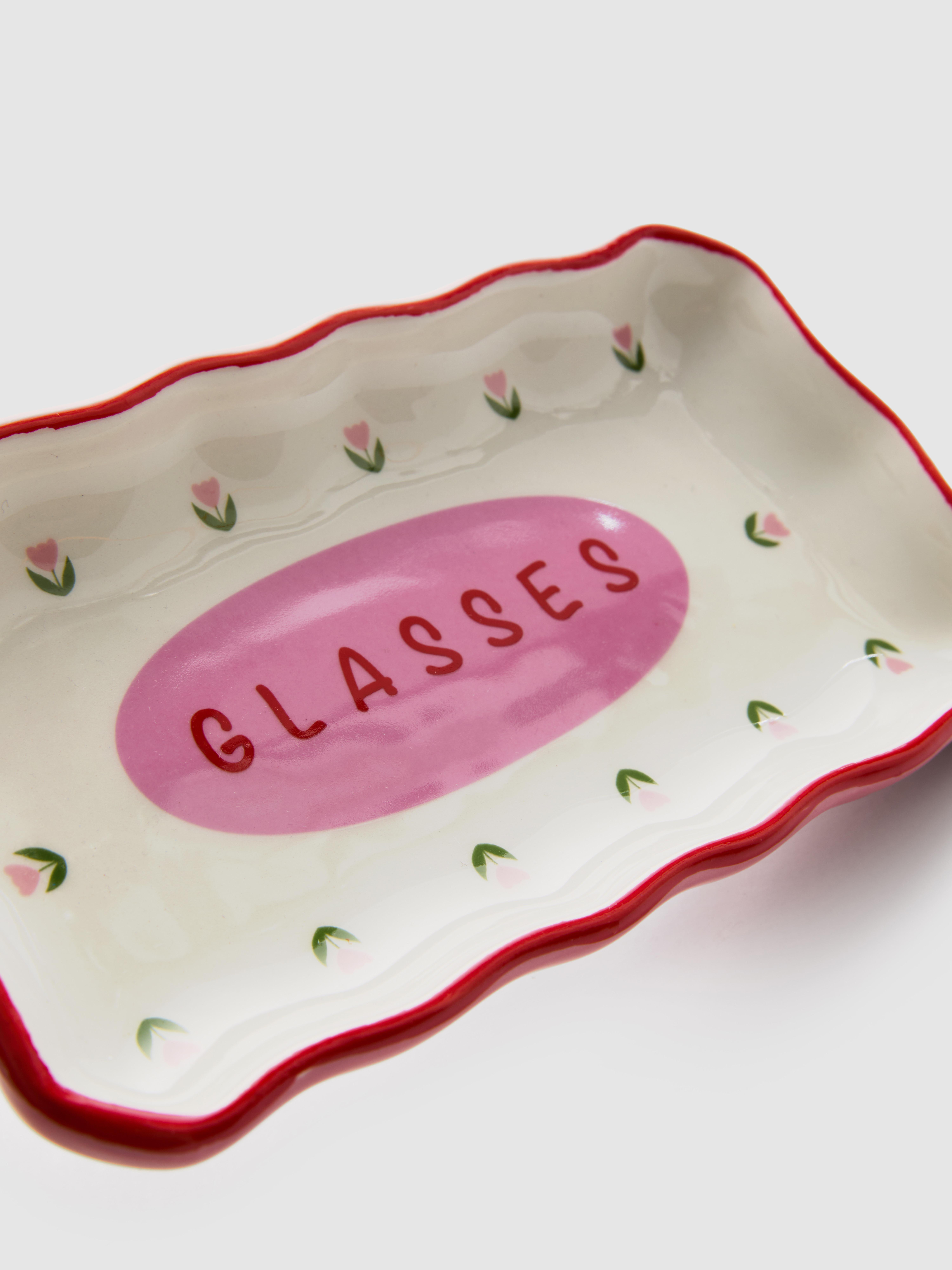 Plato para abalorios con la palabra «glasses»