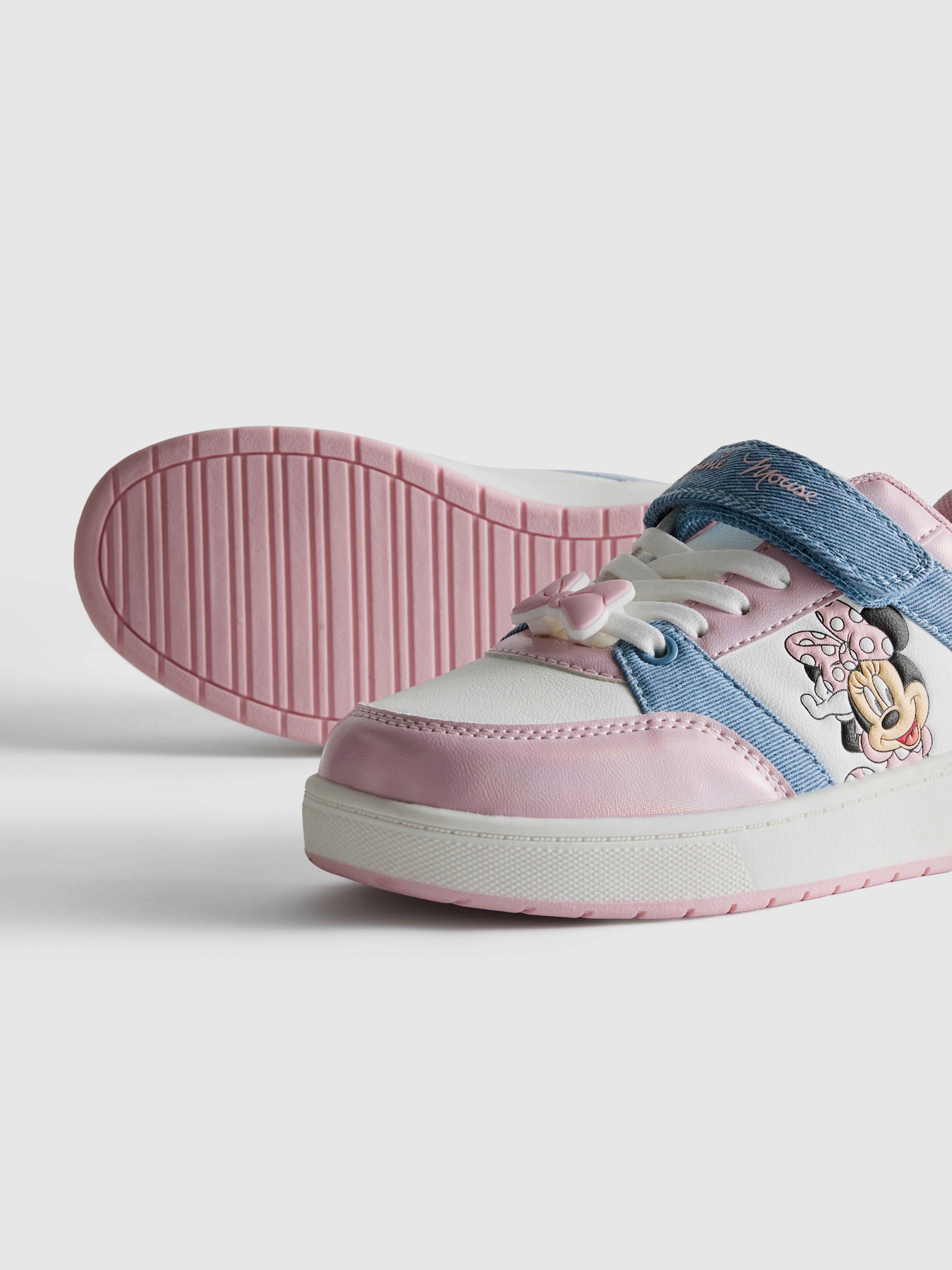 Pantofi sport joși Minnie Mouse de la Disney