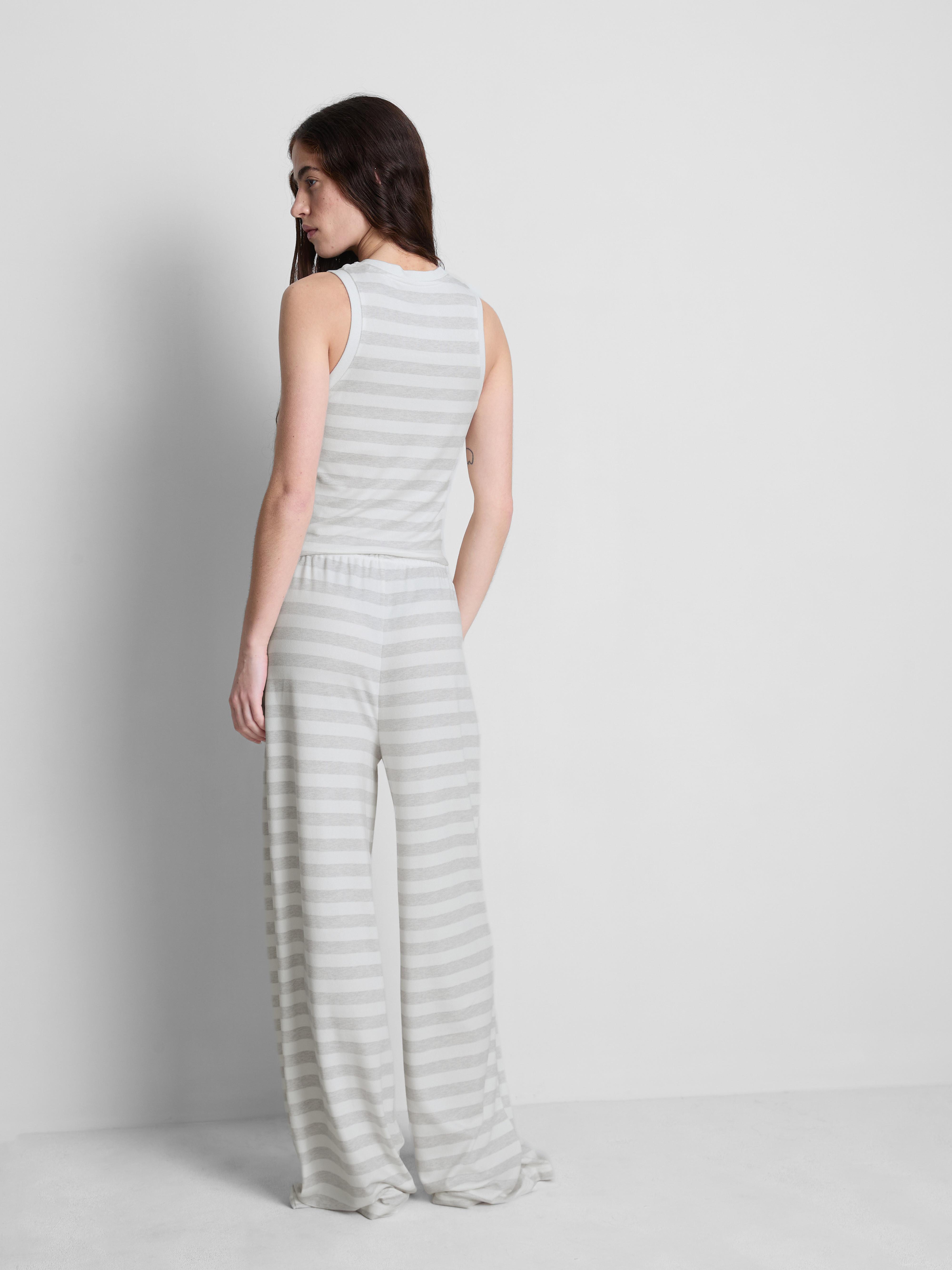 Women's Gray Heather Disney’s Winnie the Pooh Pajamas