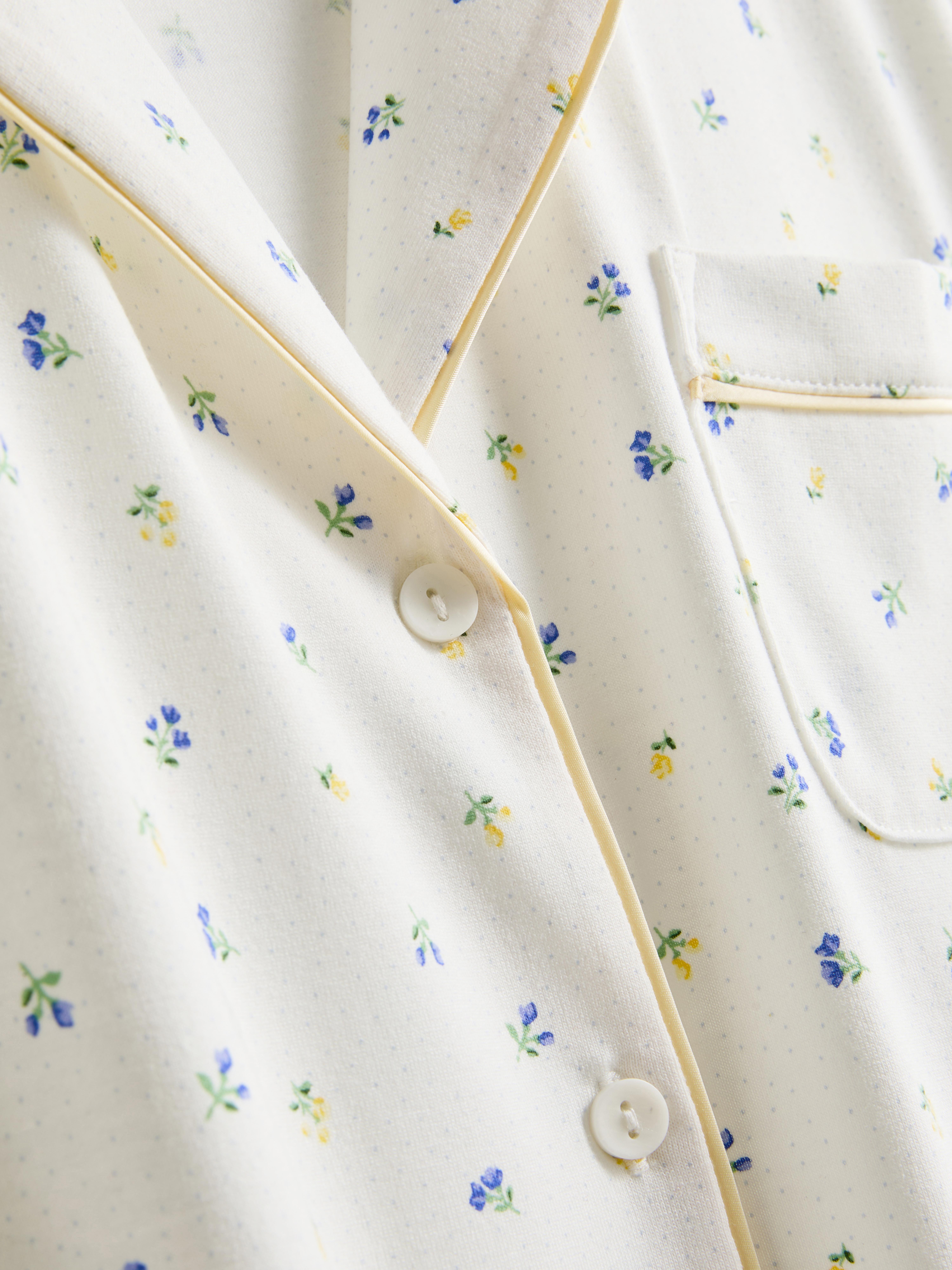 Pijama corto de corte boyfriend estampado