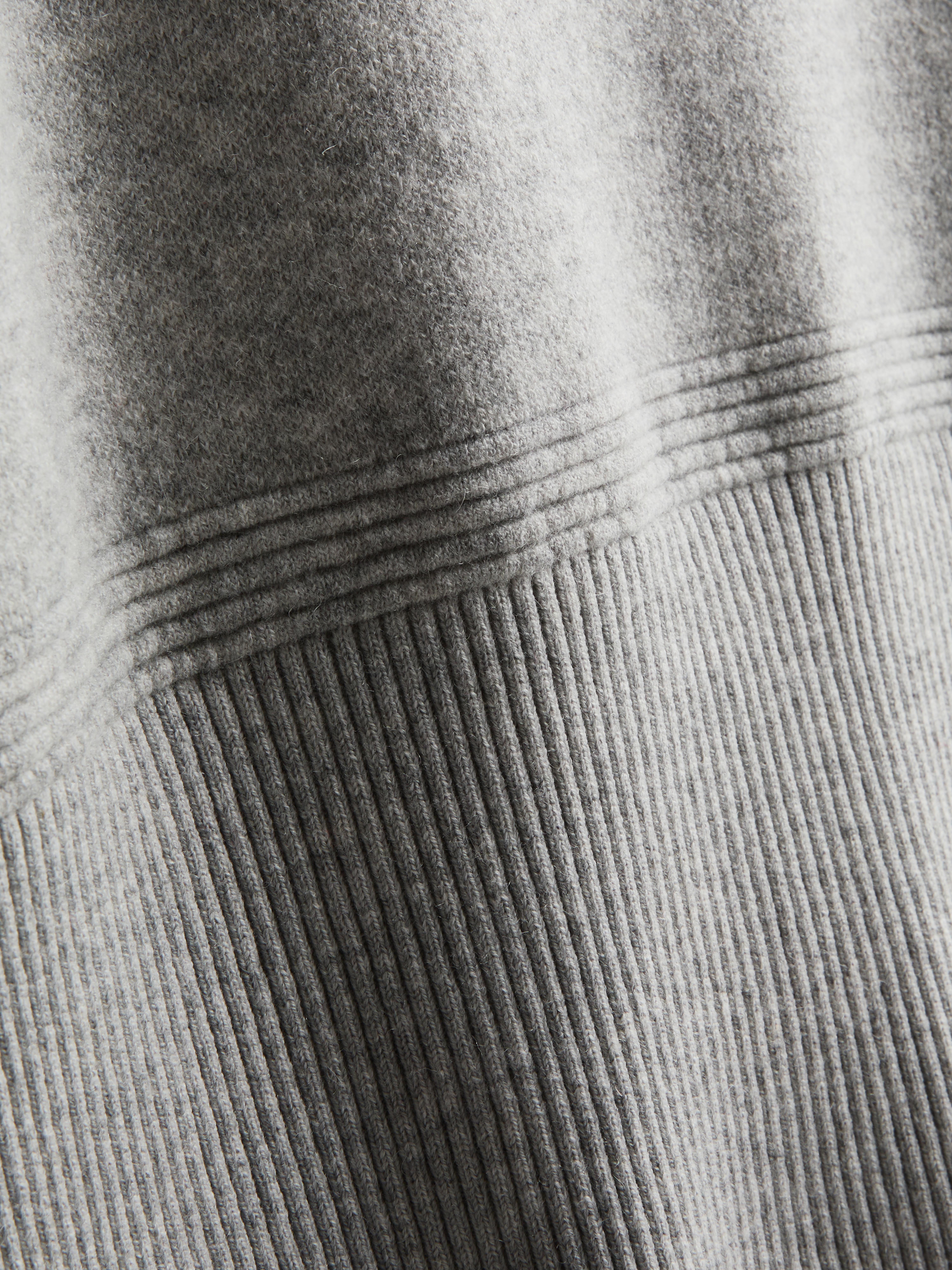 Women's Gray Lace-Trim Knitted Vest