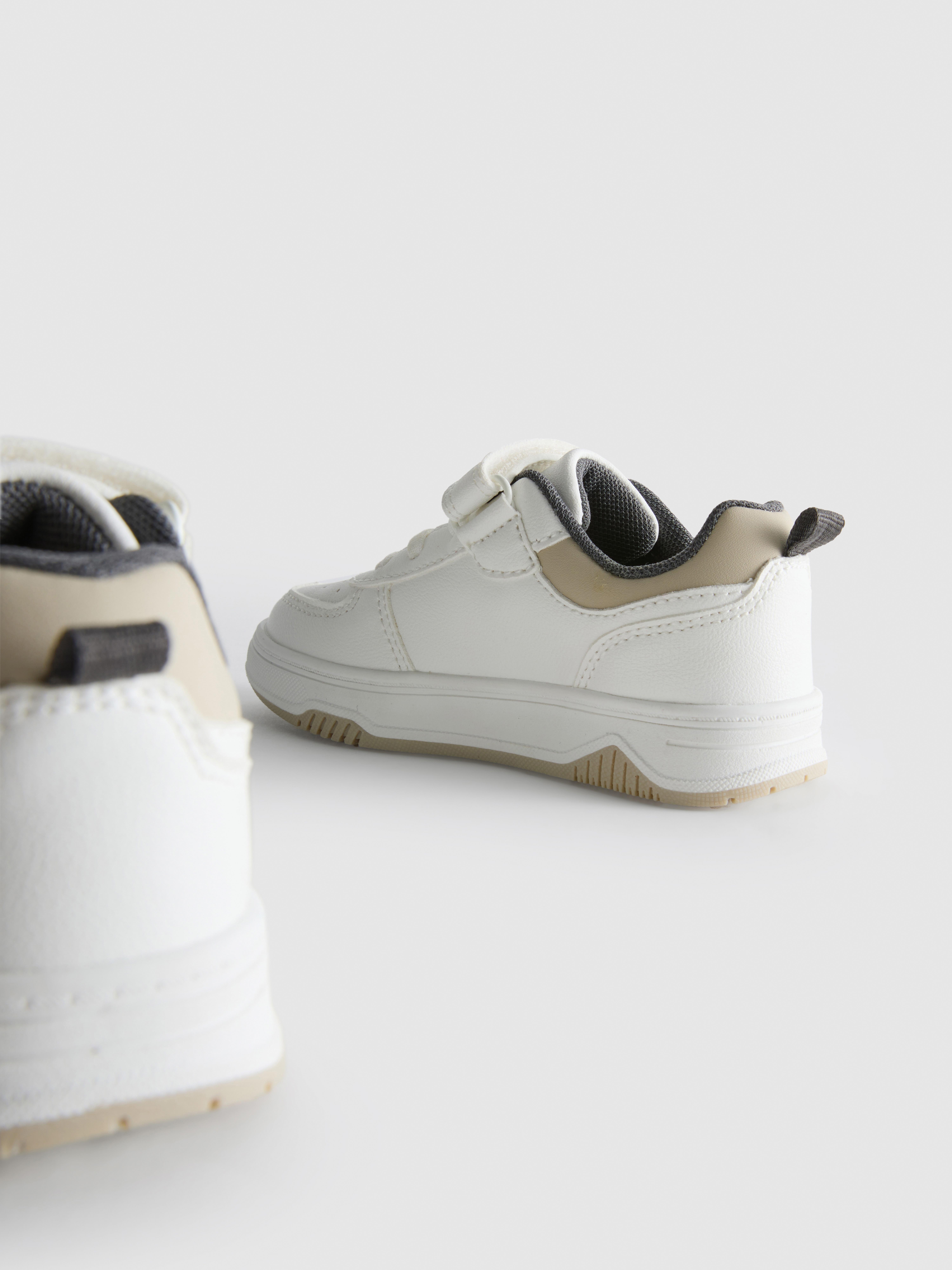 Low-Top-Sneaker