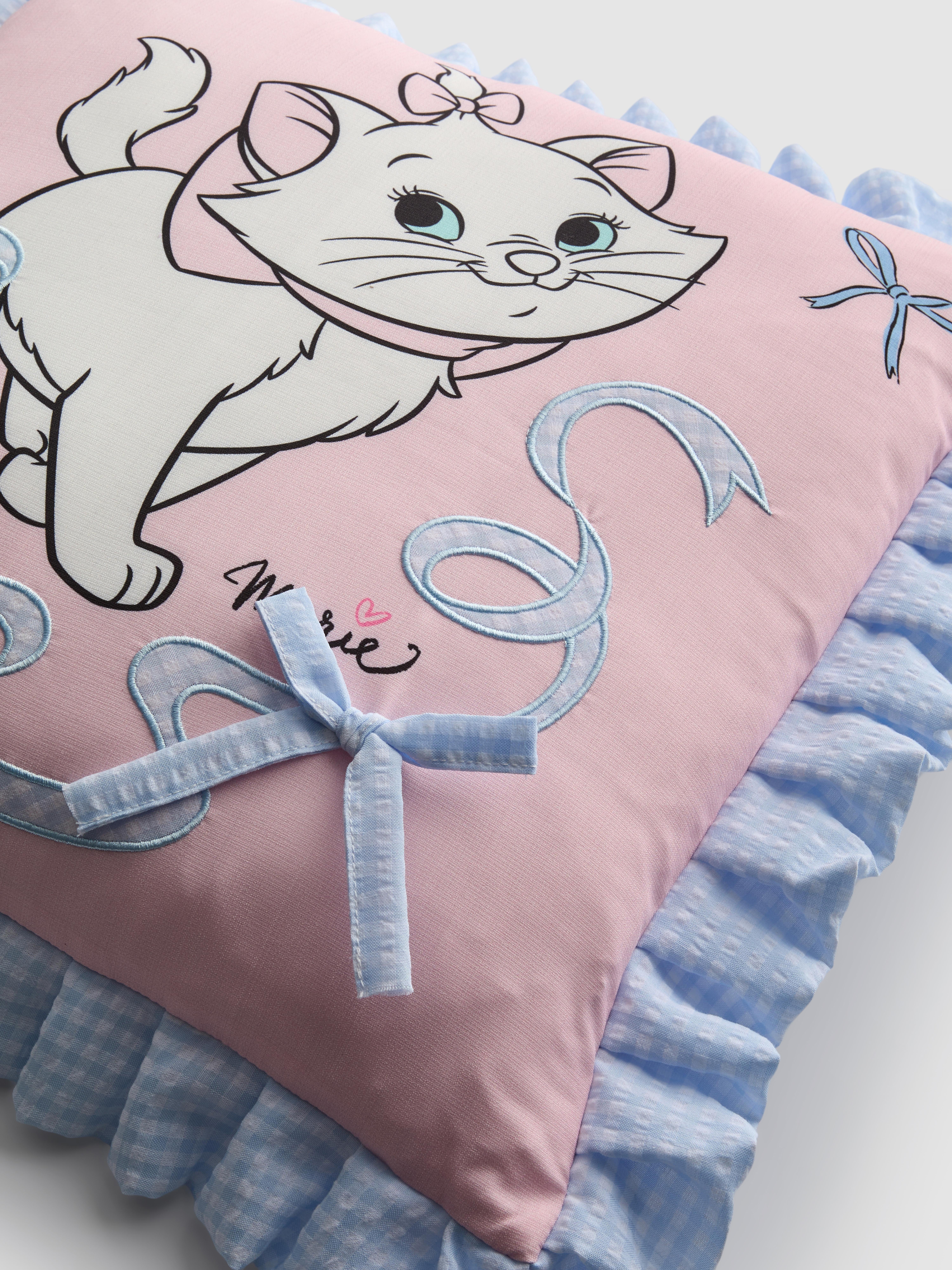 Disney's Aristocats Marie Square Cushion