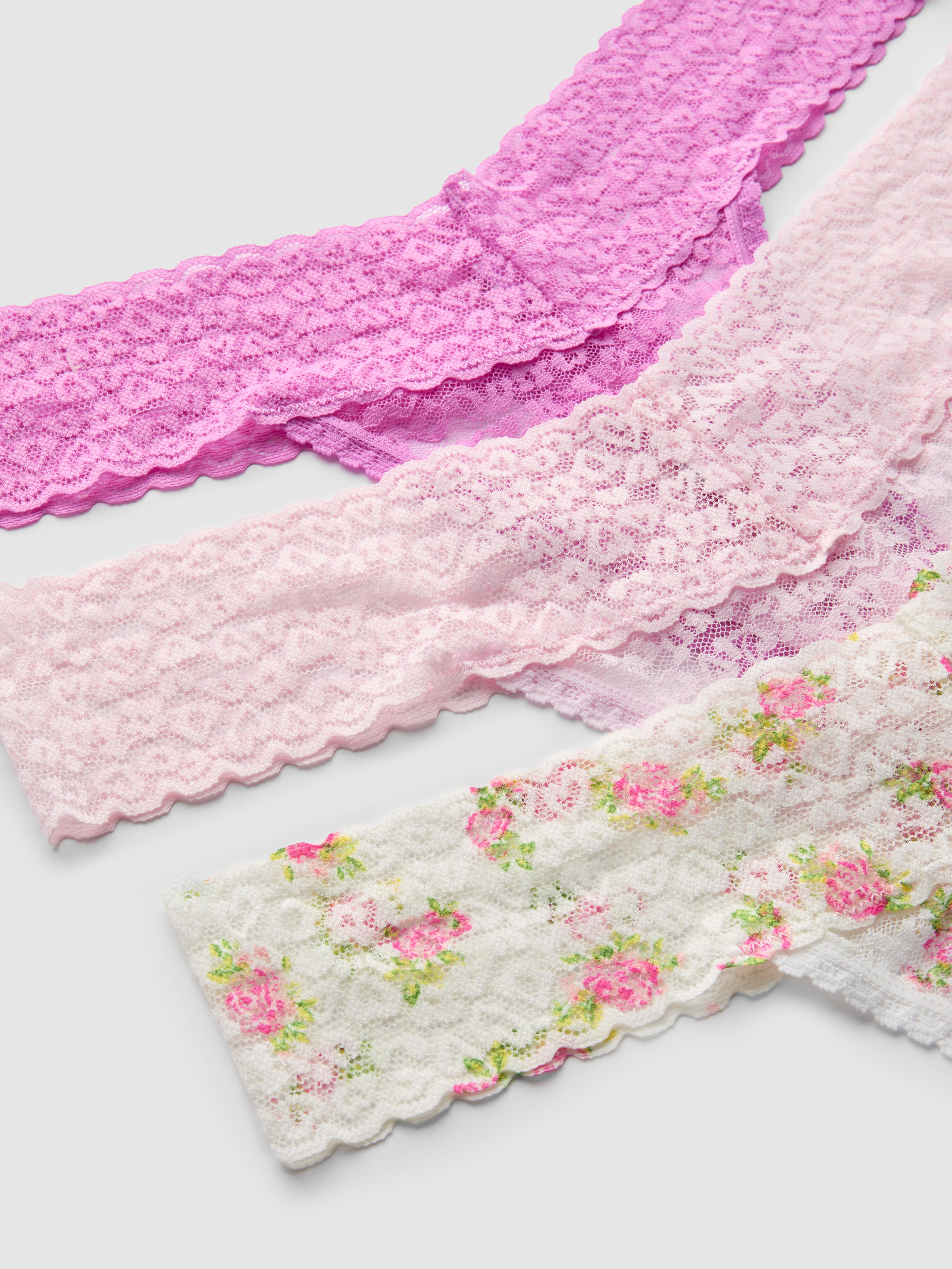 Koronkowe stringi typu bandeau, 3 pary