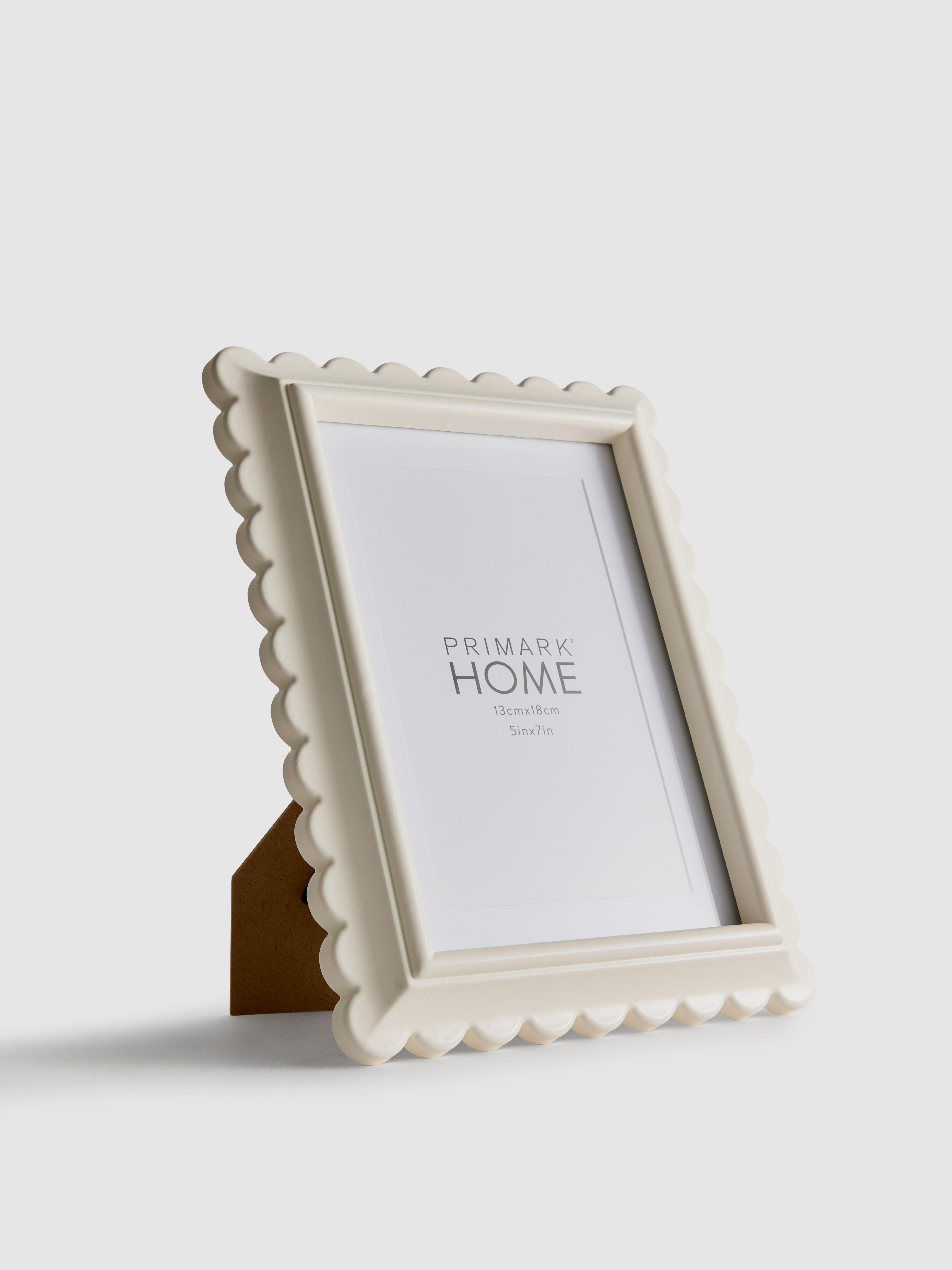 Vroubkovaný foto rámeček 13 x 18 cm