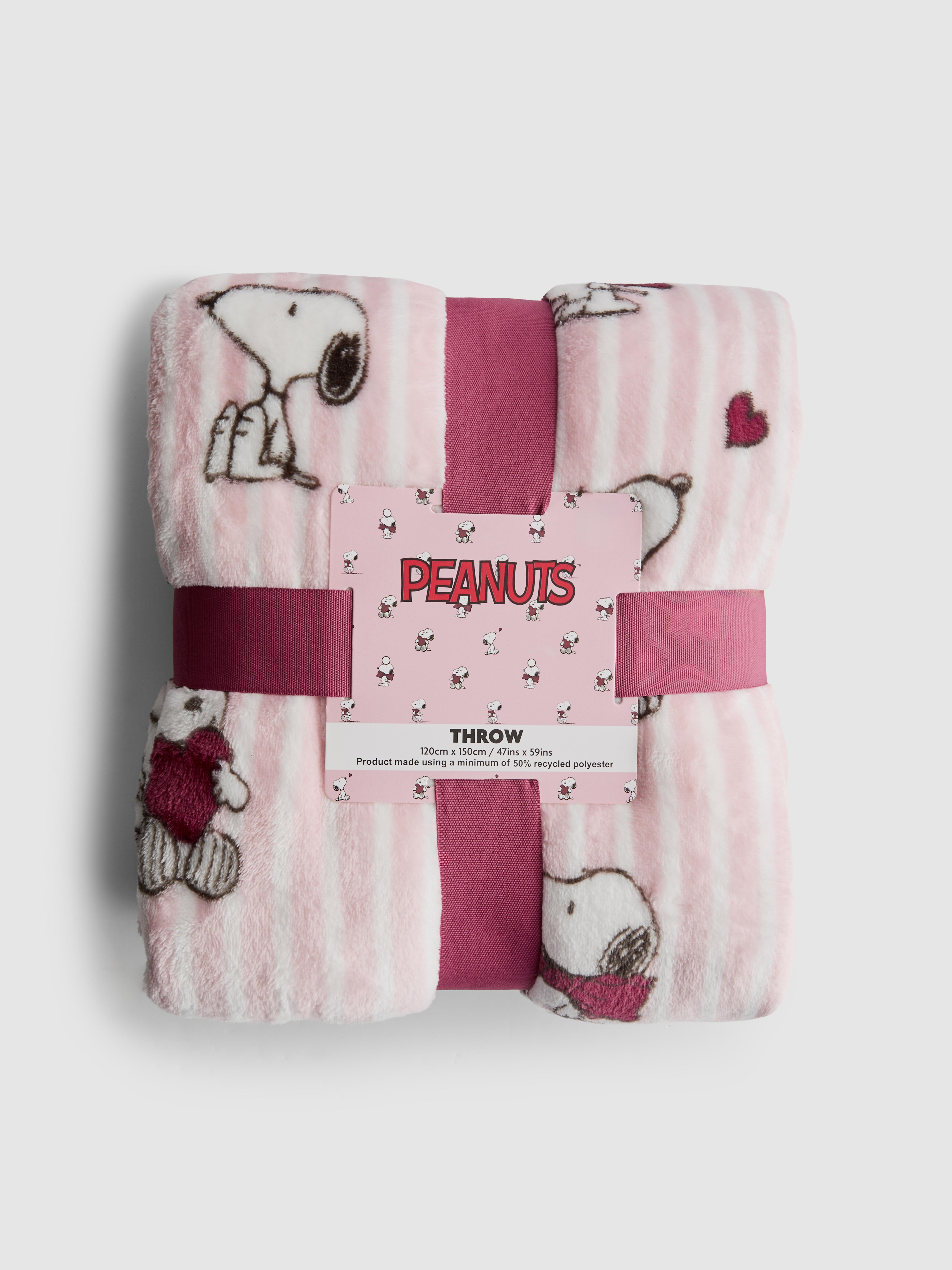 nk Peanuts Snoopy Throw
