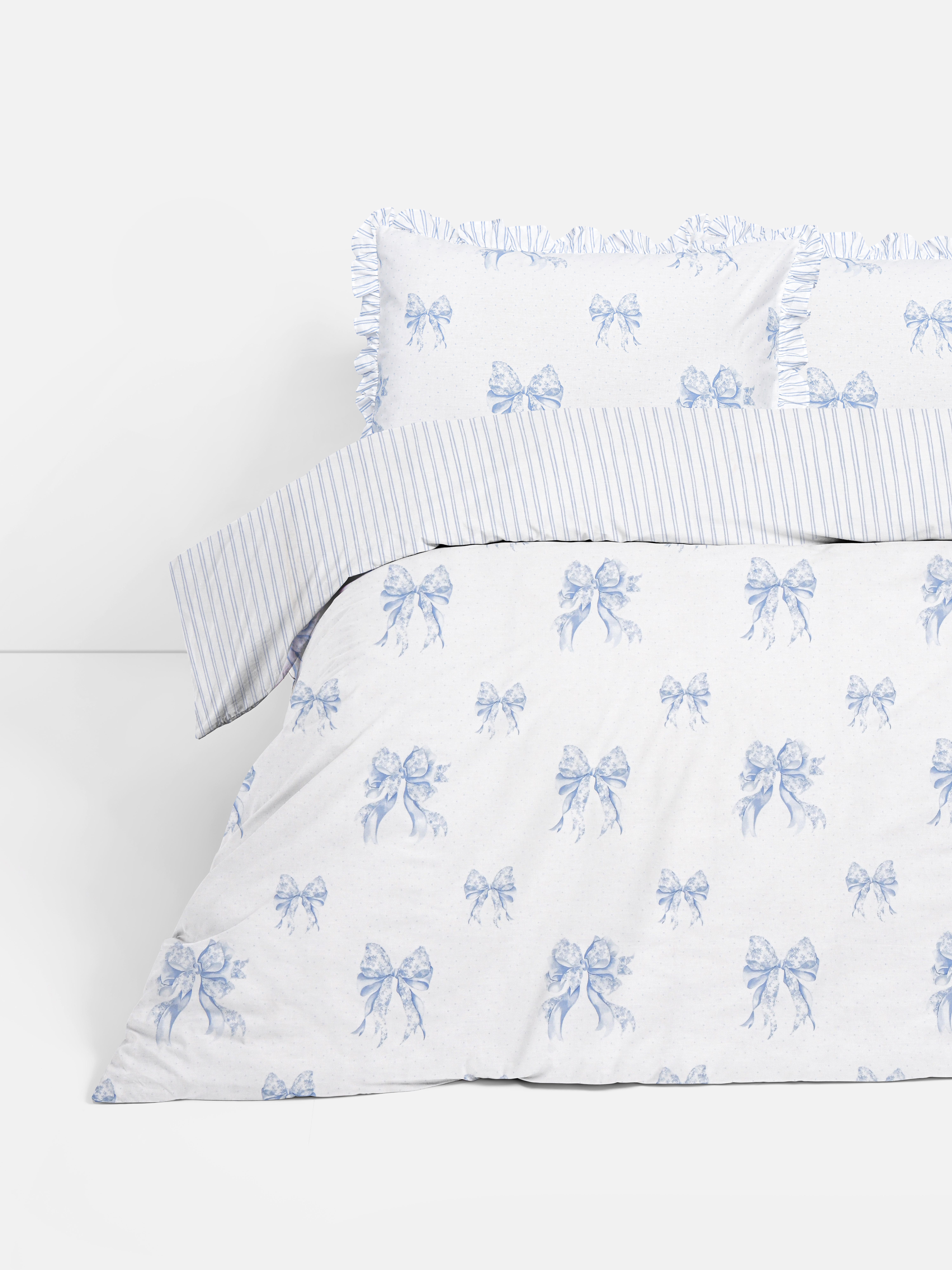 Toile Bow and Stripe King Duvet Cover Set