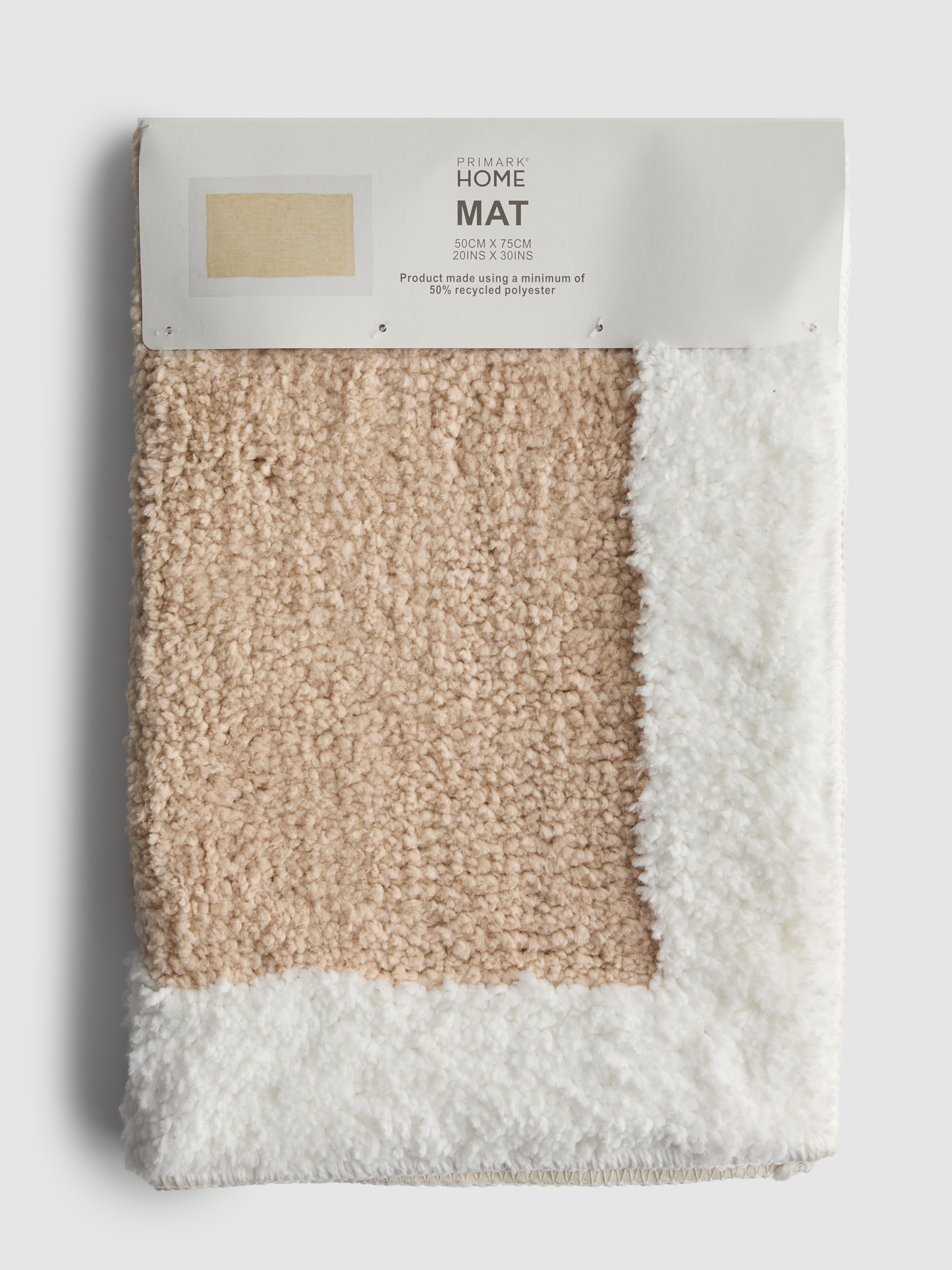 Zweifarbige rechteckige Matte