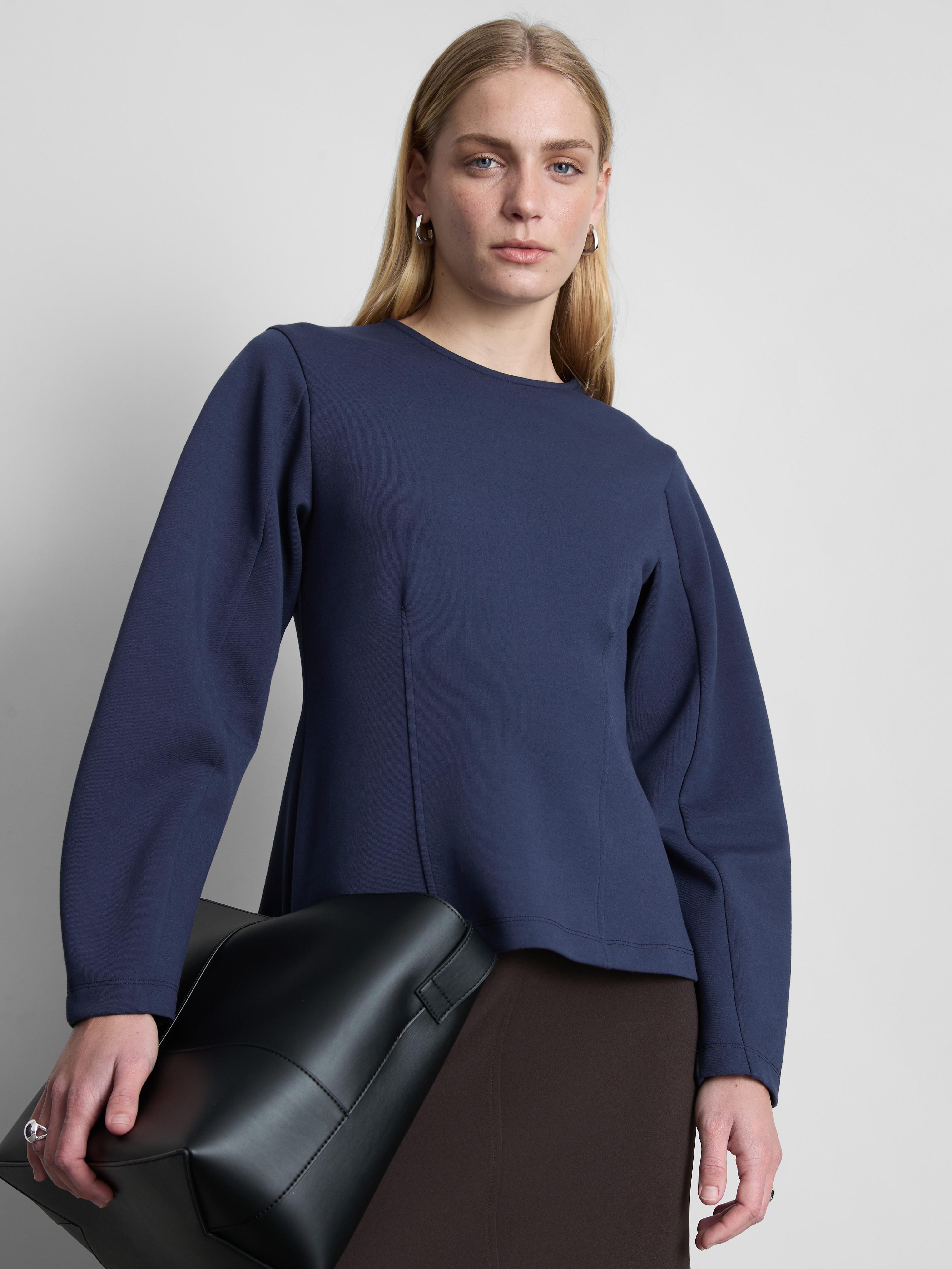 Long Sleeve Cinched Waist Tee