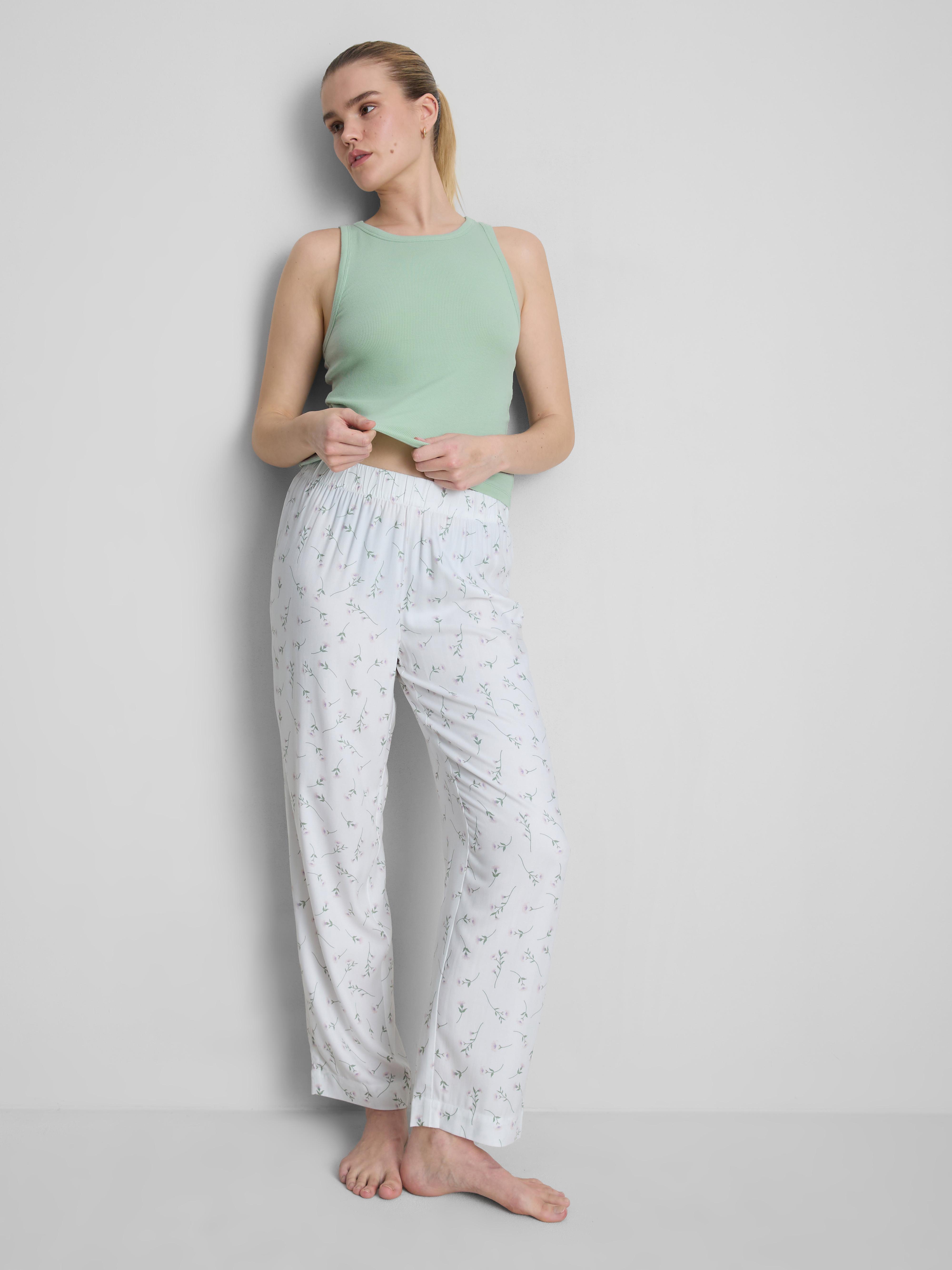 Pyžamo s tielkom a vysokým podielom bavlny