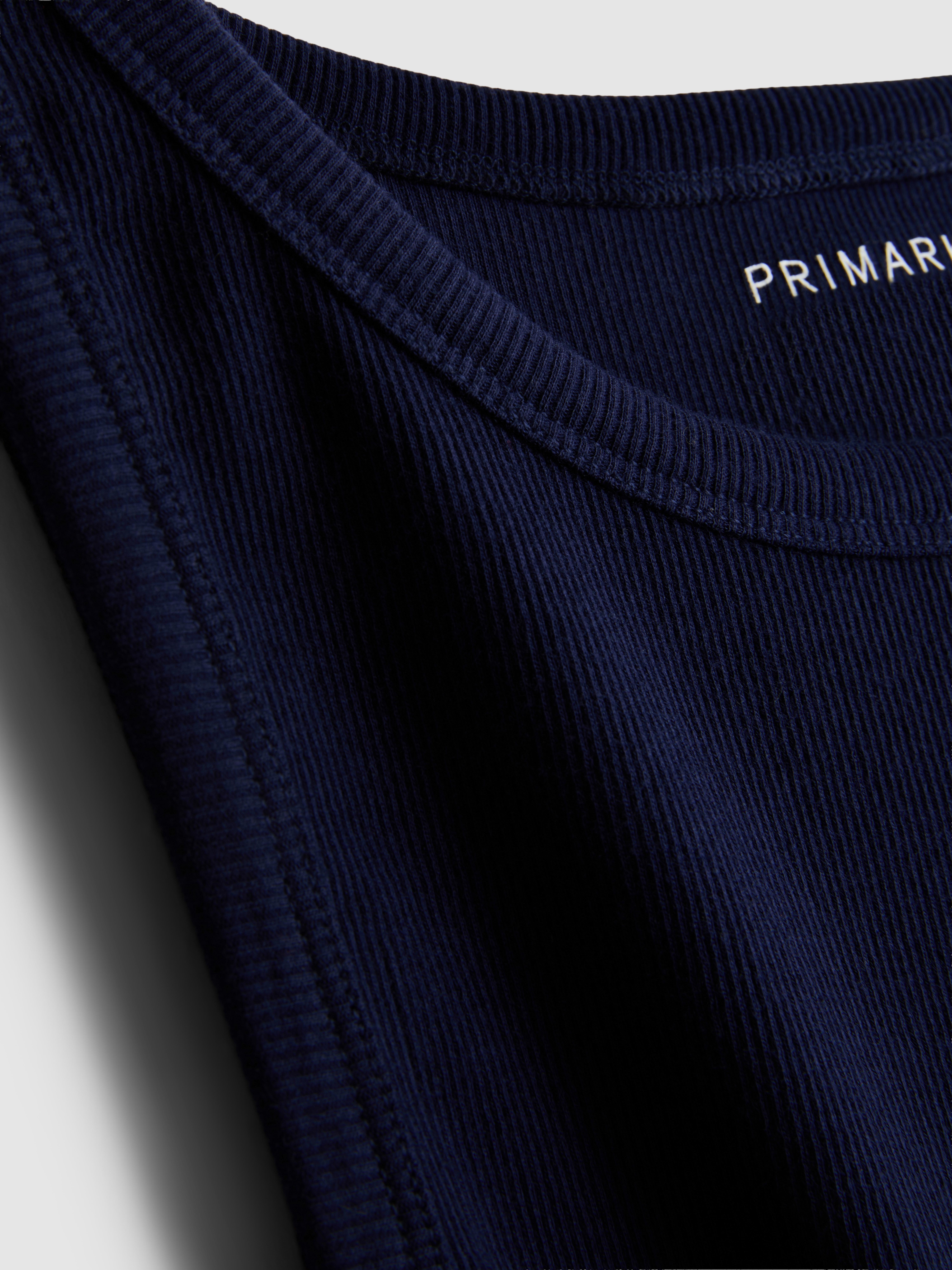 Schlafanzug mit hohem Baumwollanteil