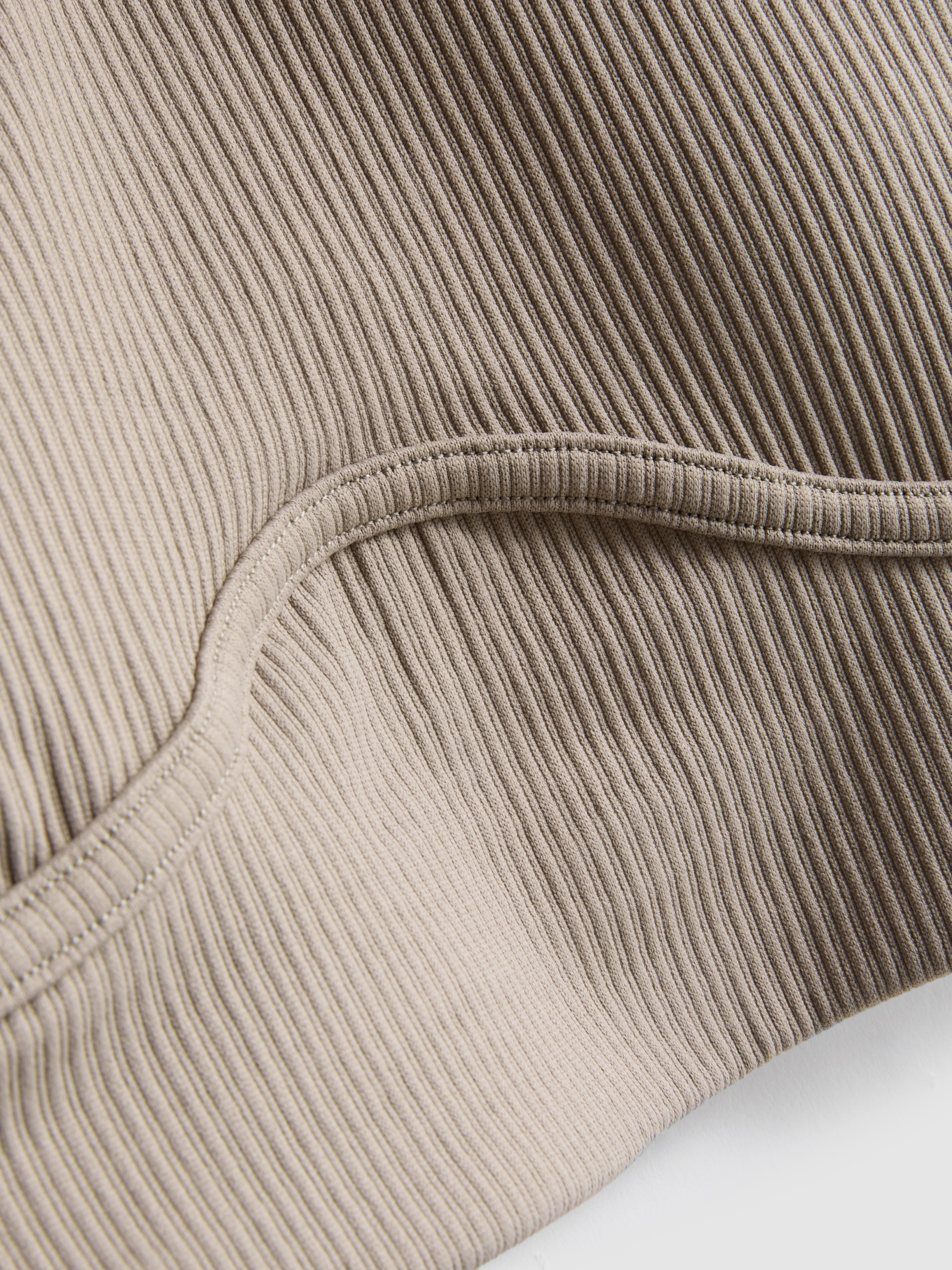 Contour Detail Active Crop Top