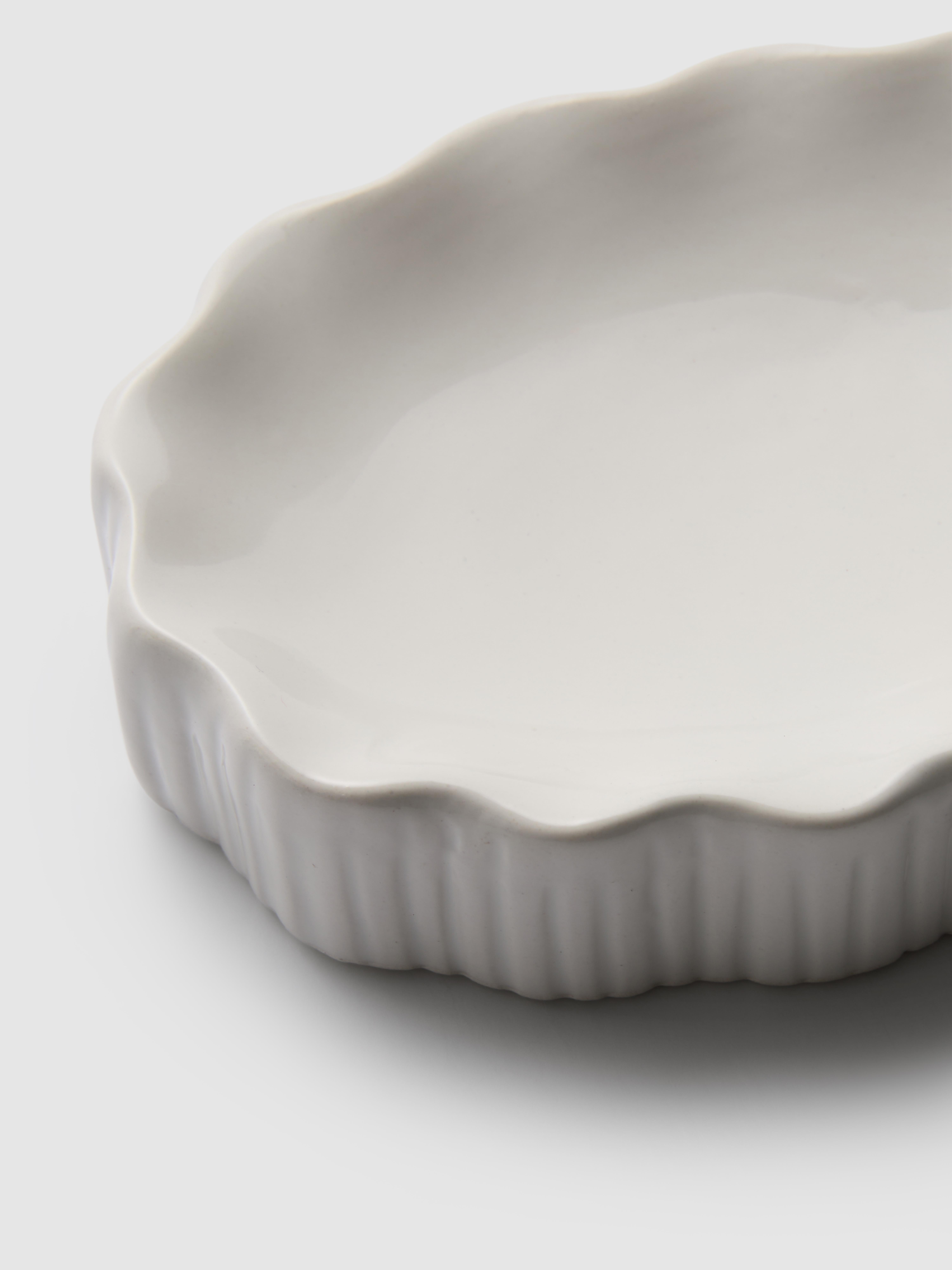 Vroubkovaná miska na mýdlo