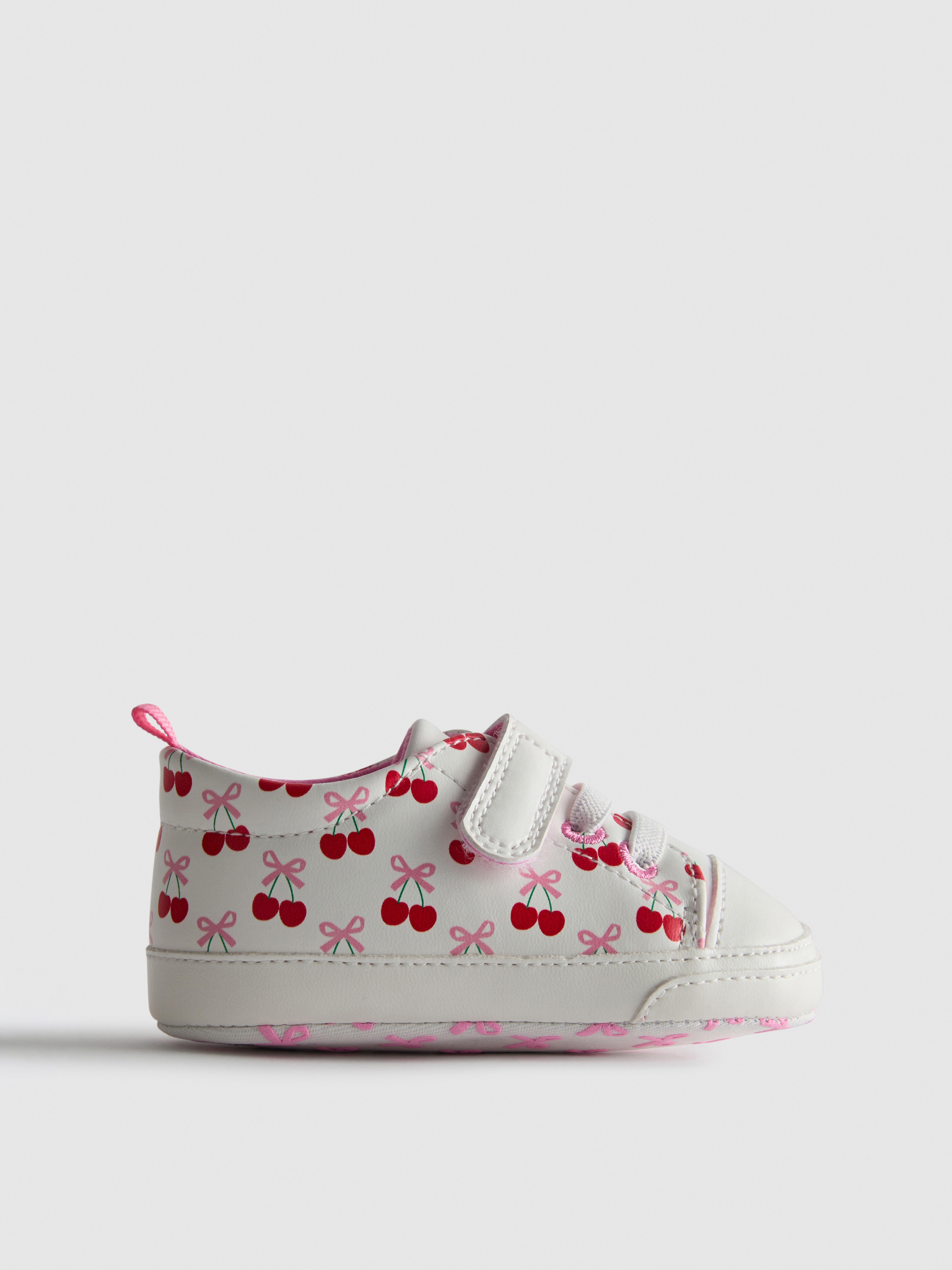 0-18mths | Cherry Print Newborn Sneakers
