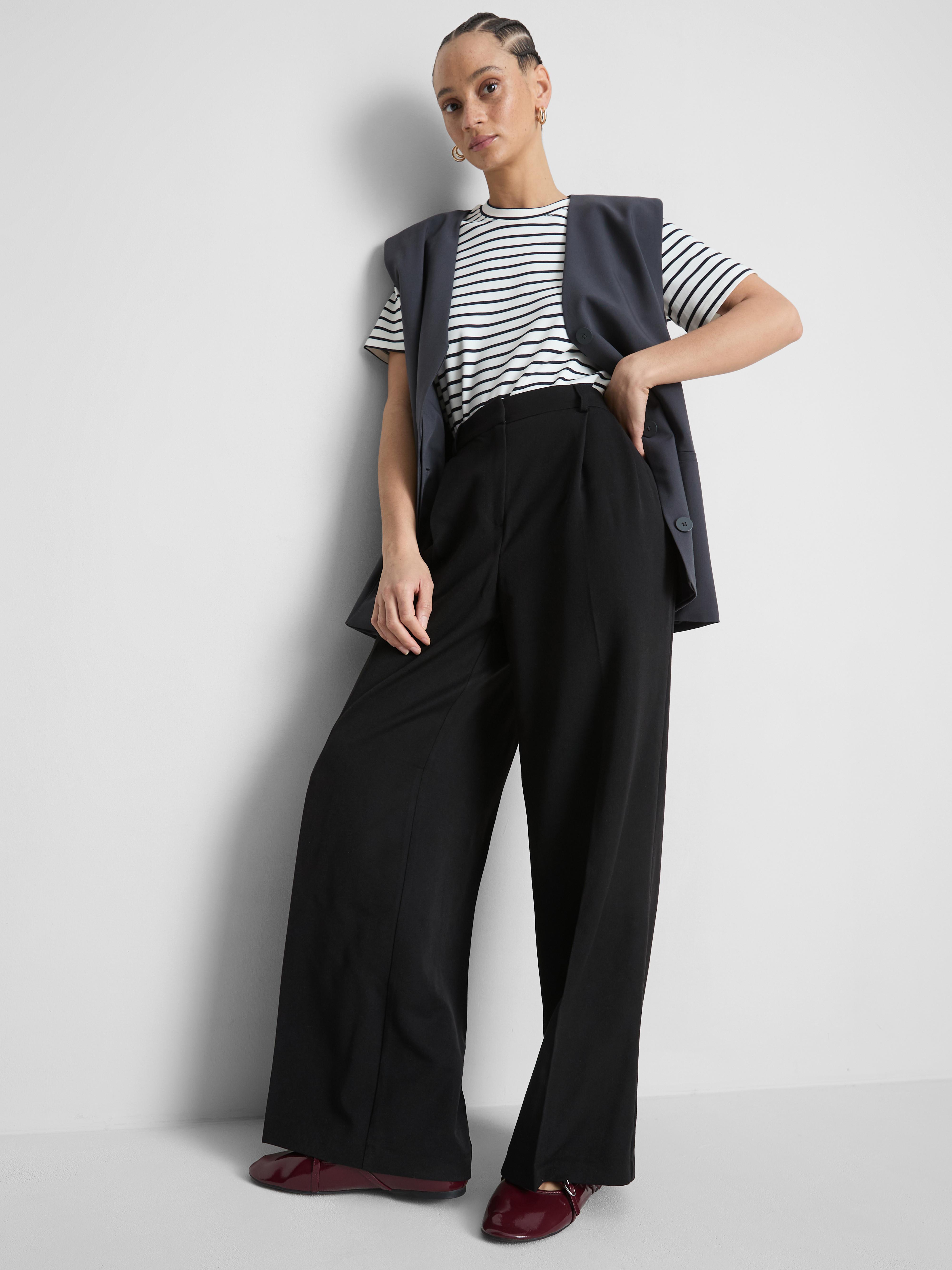 Hose mit weitem Bein und Bundfalten