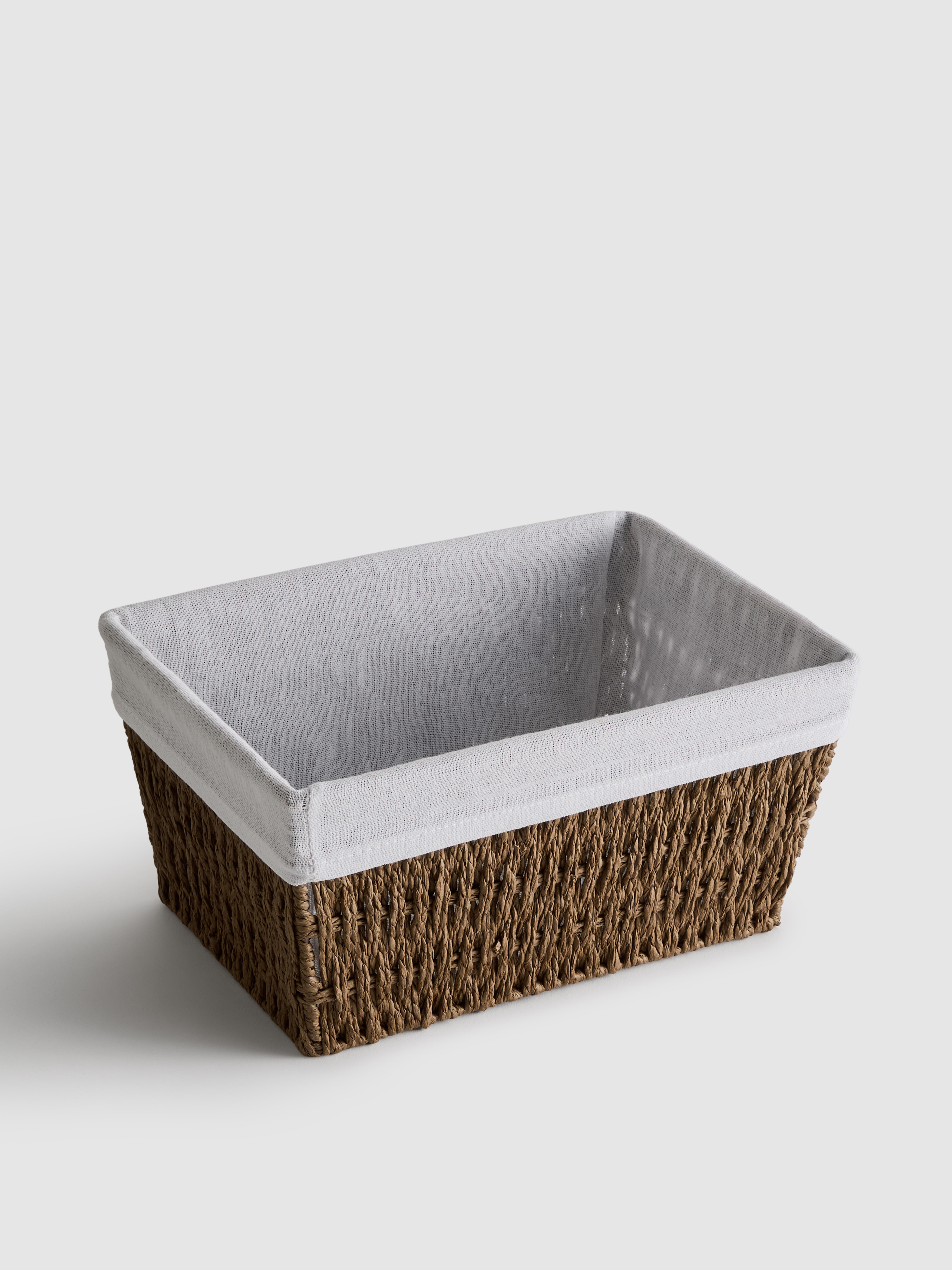 Cesto de corda forrado papel