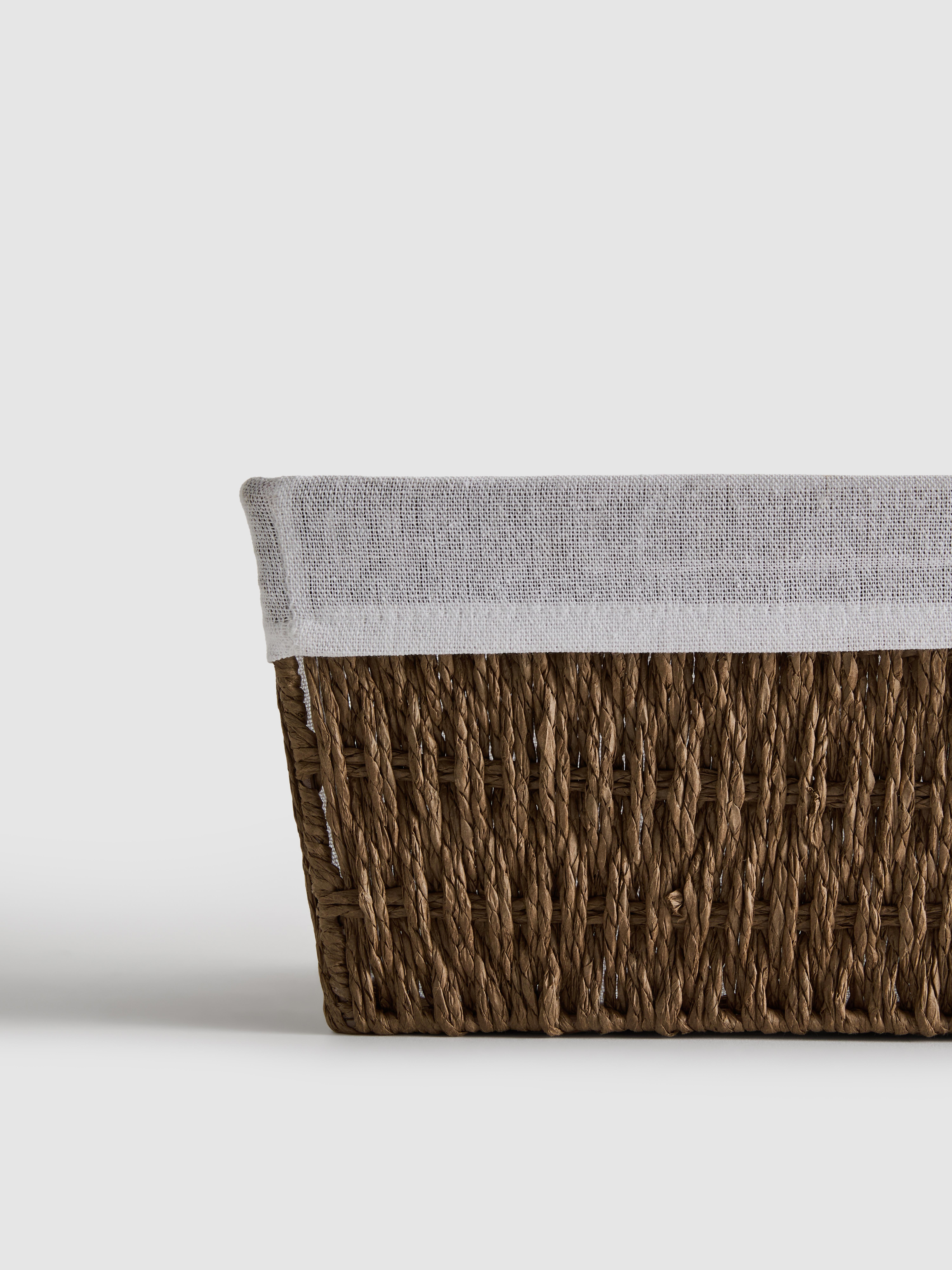 Panier en corde de papier doublé