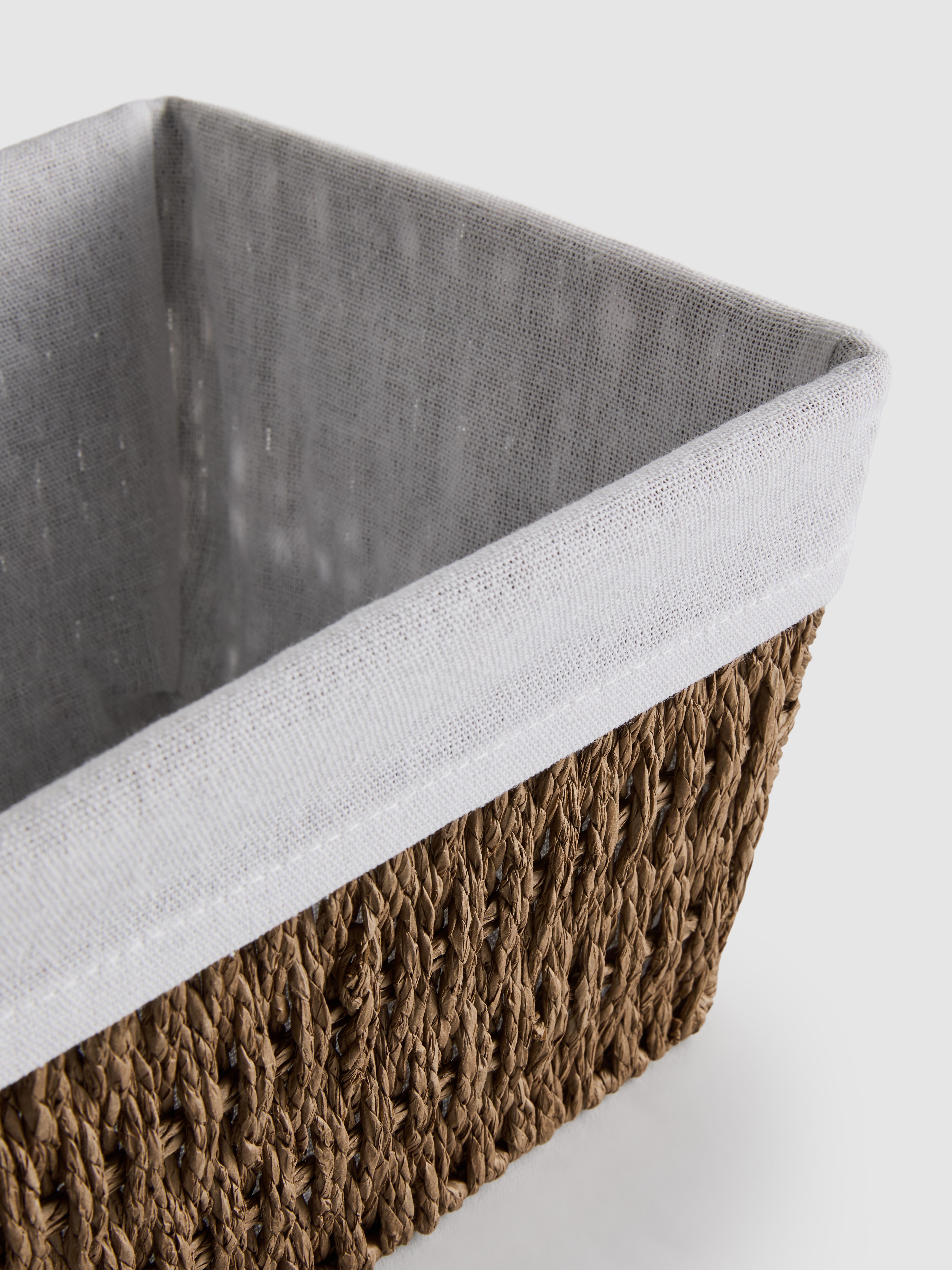 Panier en corde de papier doublé