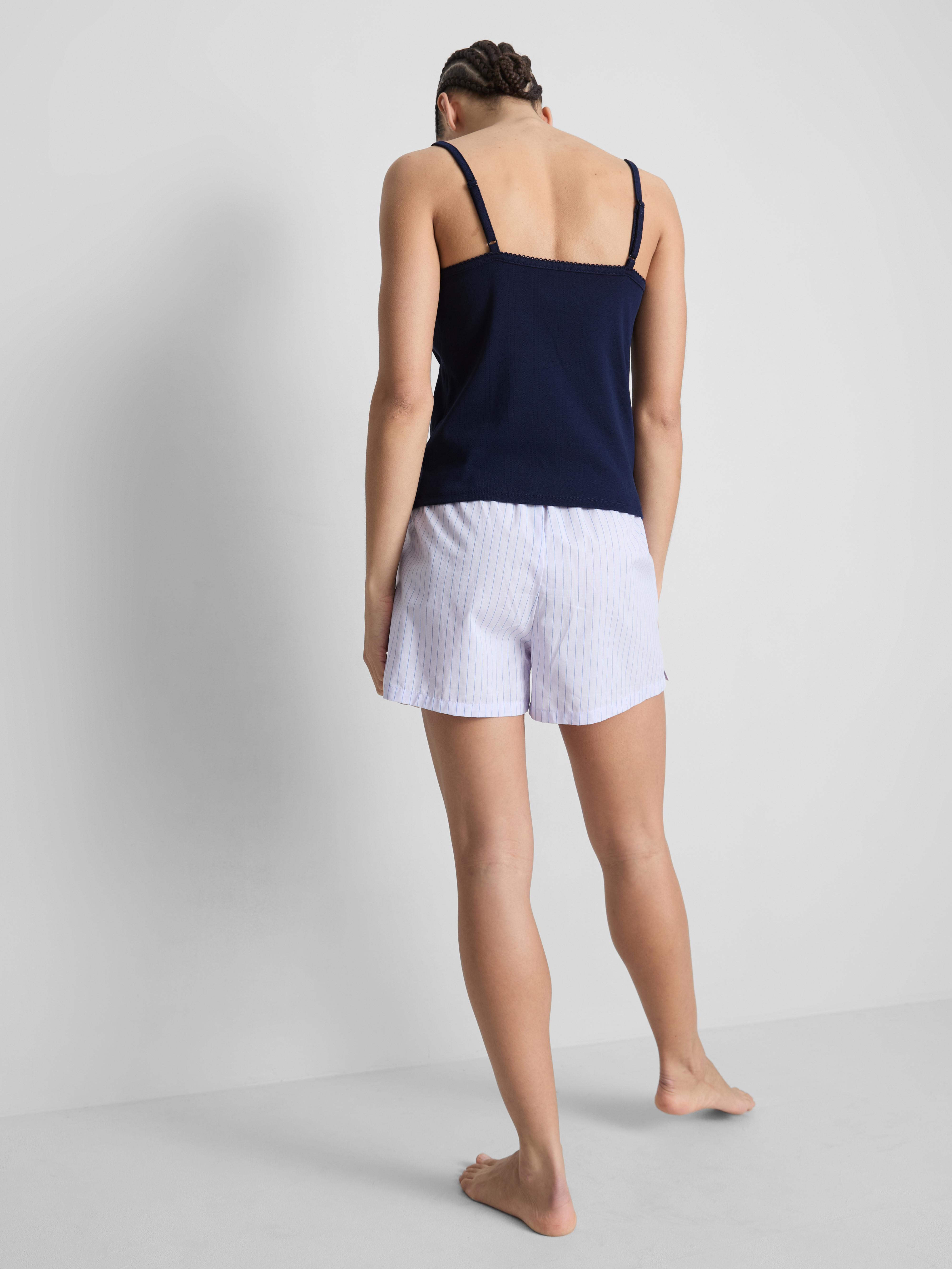 Bogaty w bawełnę, ażurowy top na ramiączkach