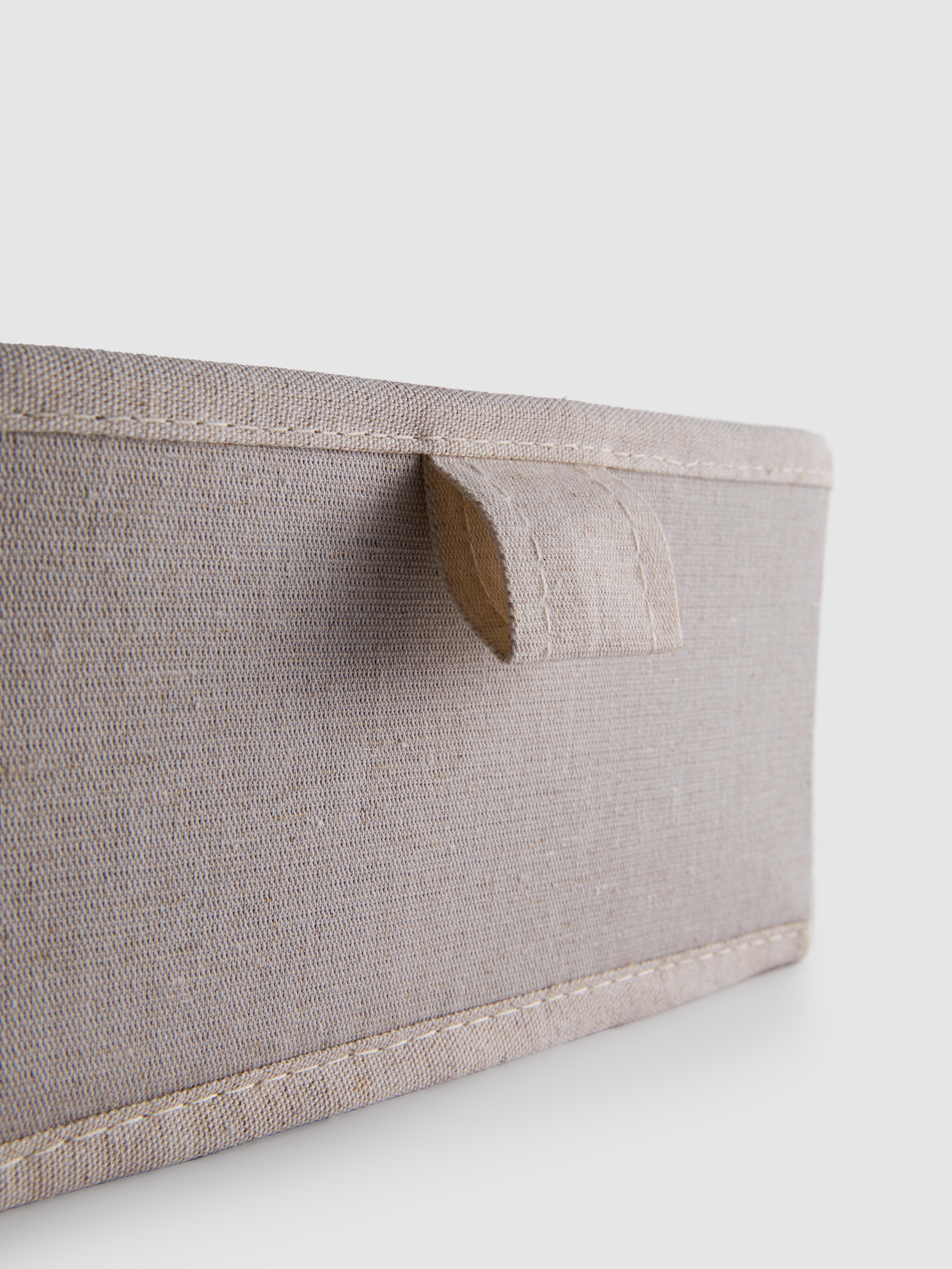 Majhen organizator iz tekstila