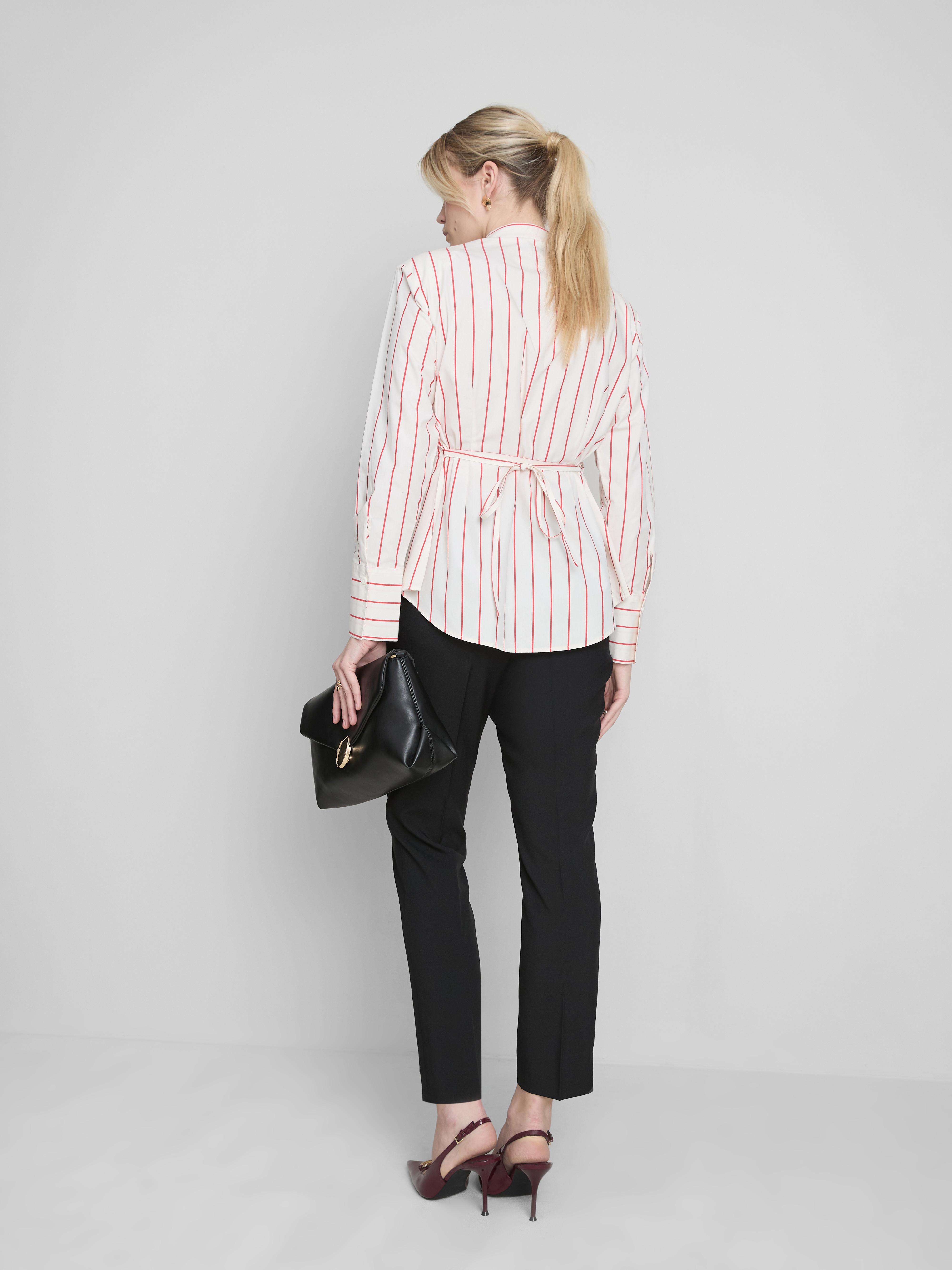Mid Rise Pleated Stretch Pants