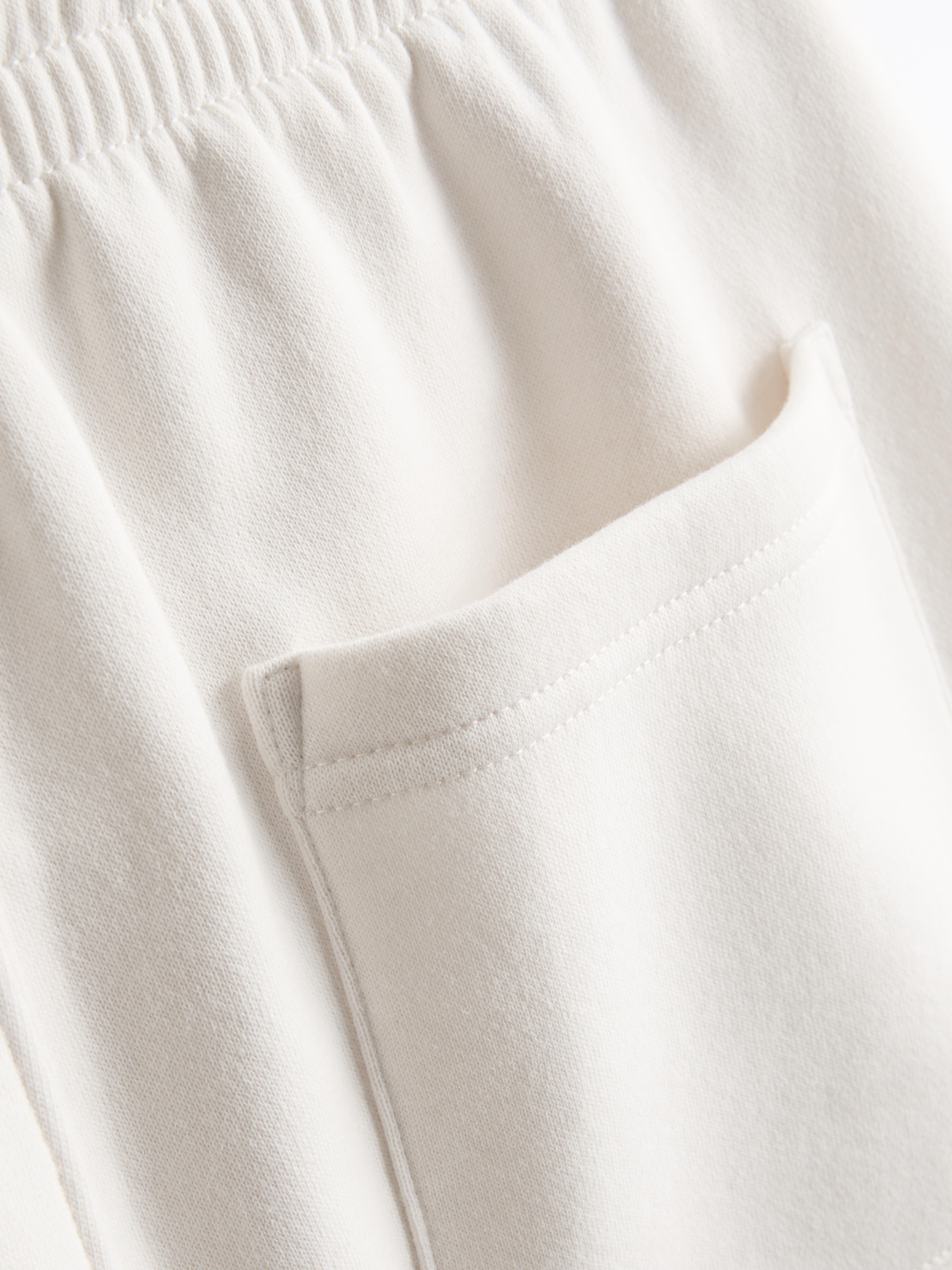 Essential Drawstring Shorts