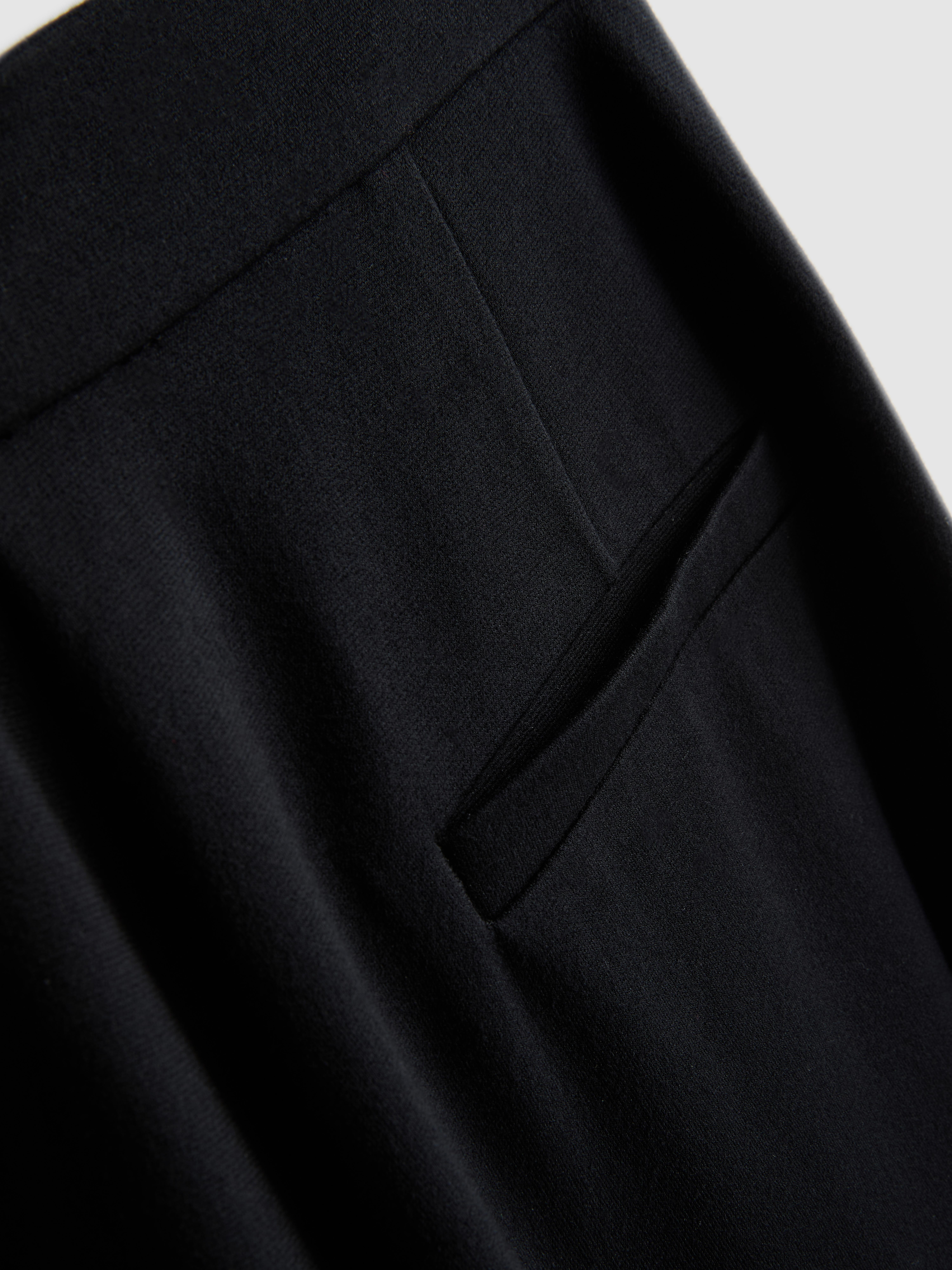 Women's Black Barrel Leg Ponte Pants