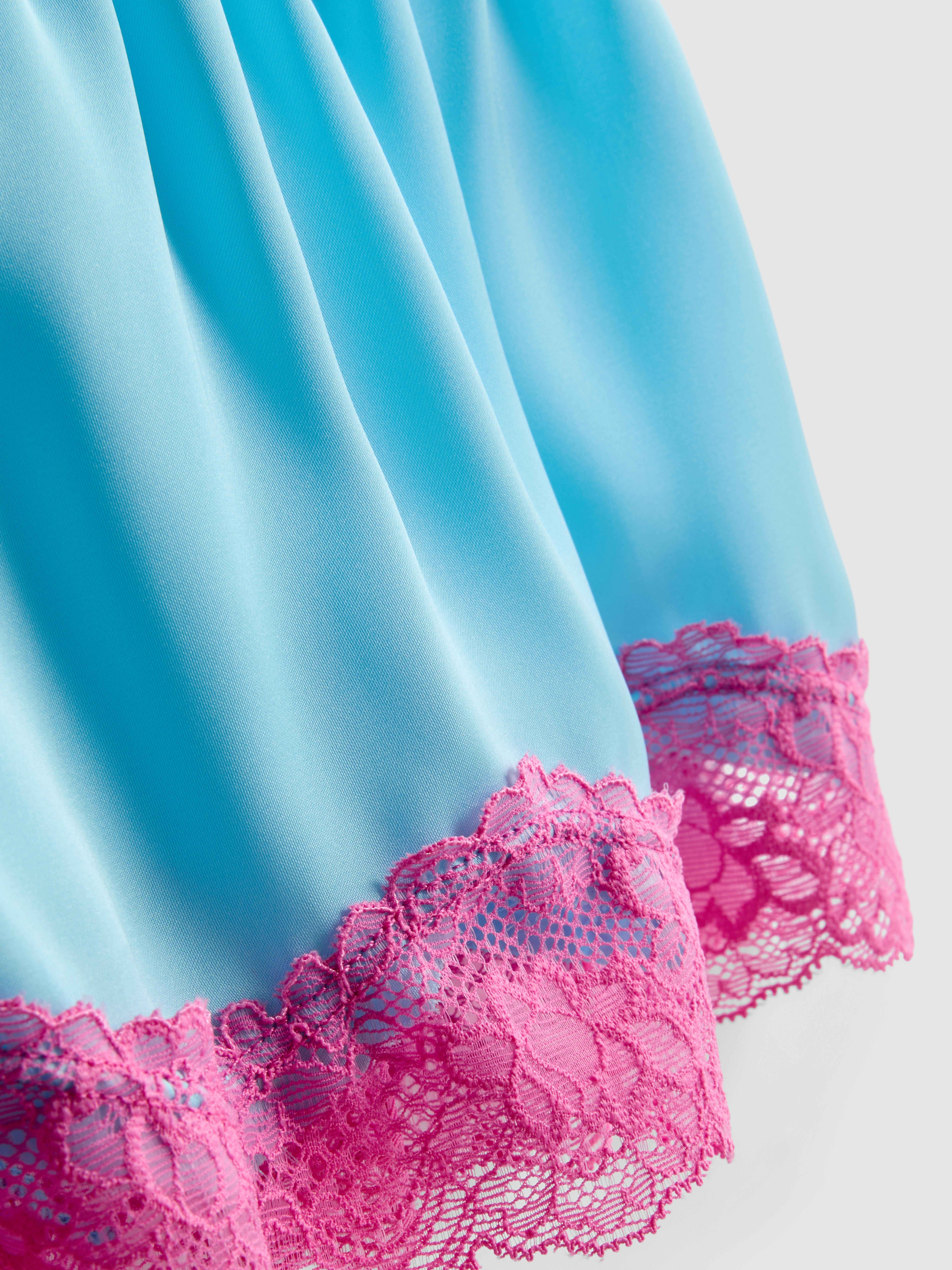 Brassière nuisette de mariée en satin et dentelle