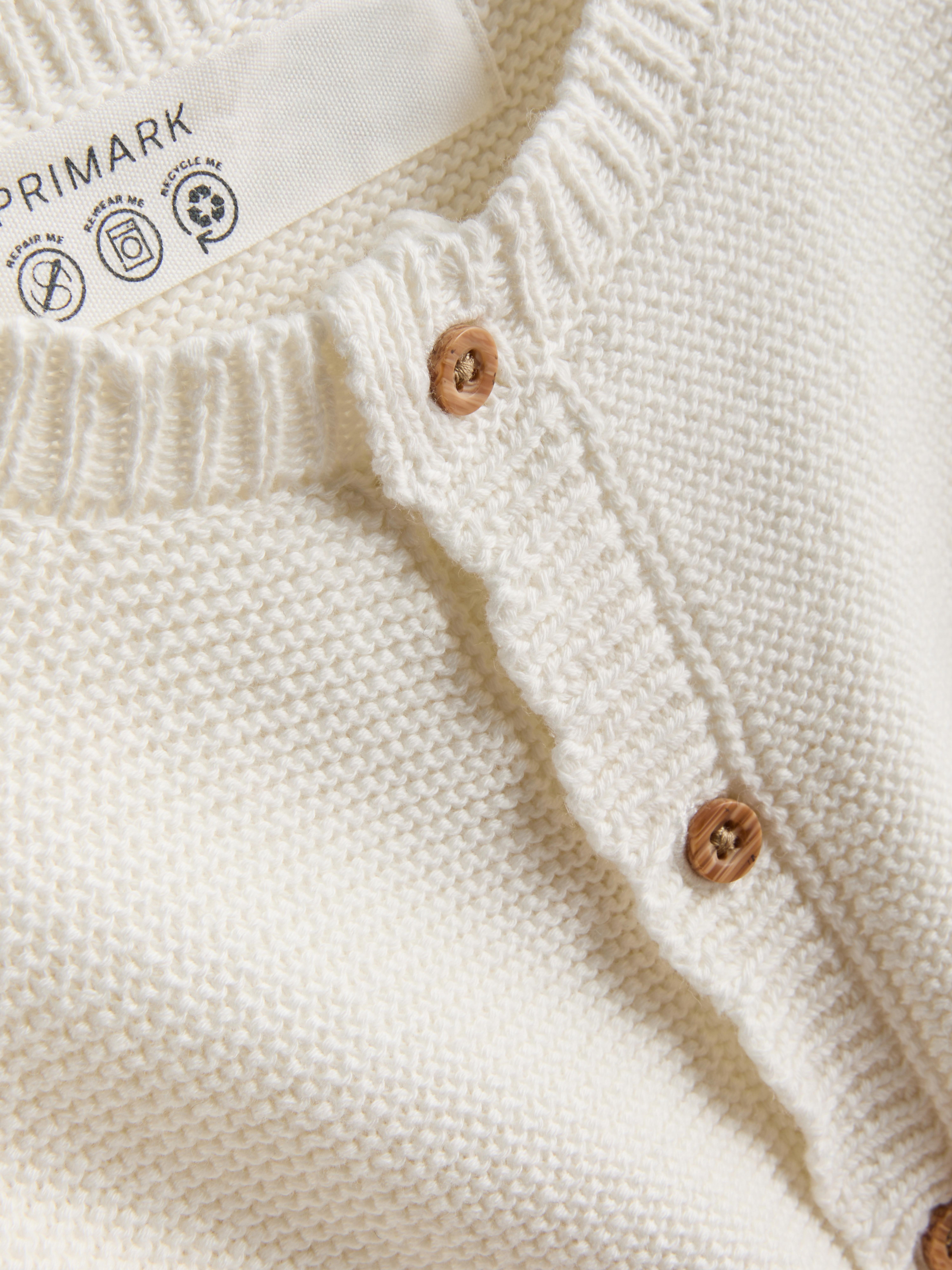 0-18mths | Scallop-Trim Newborn Cardigan