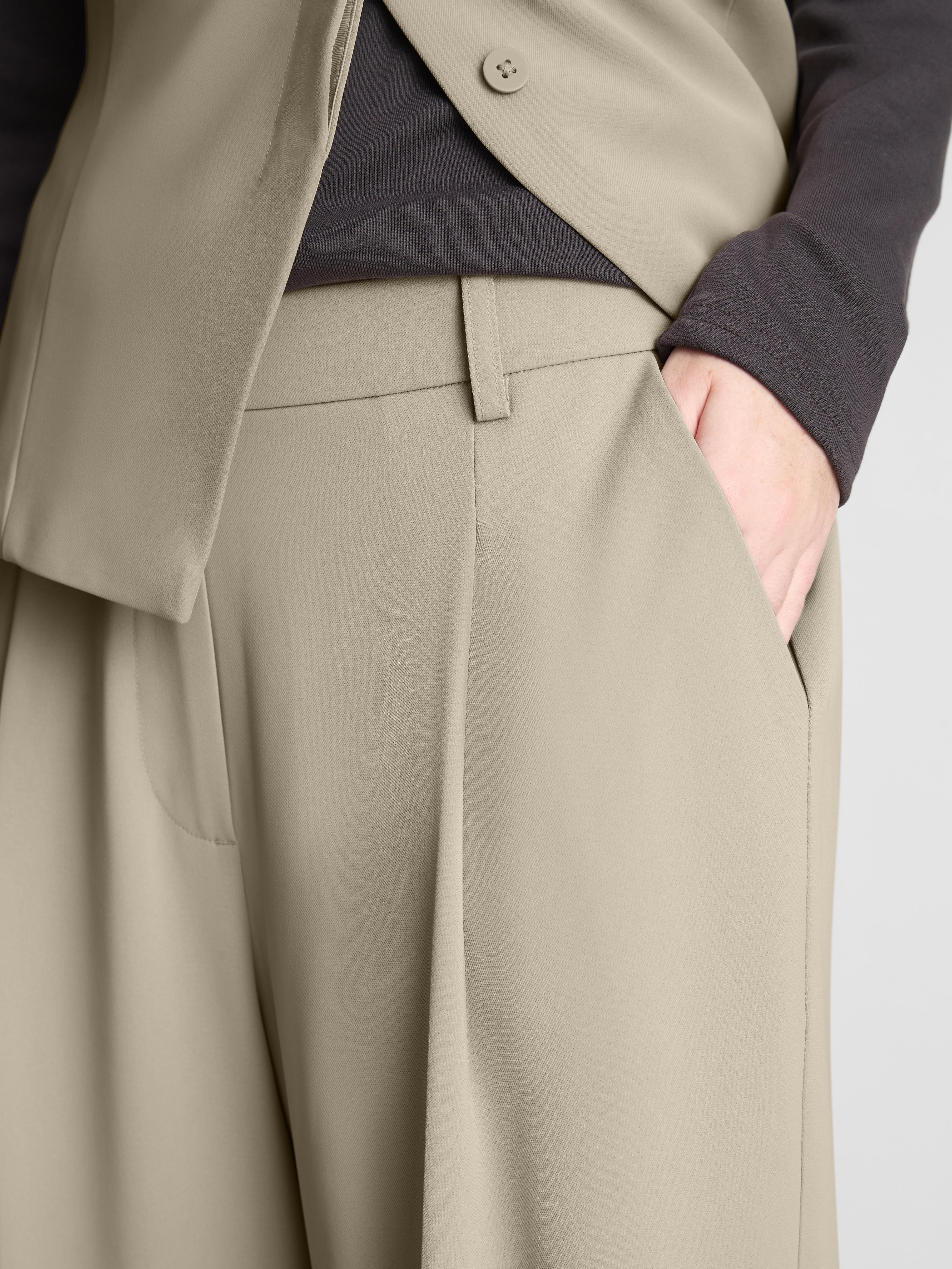 Women's Natural Lila Straight Leg Pants