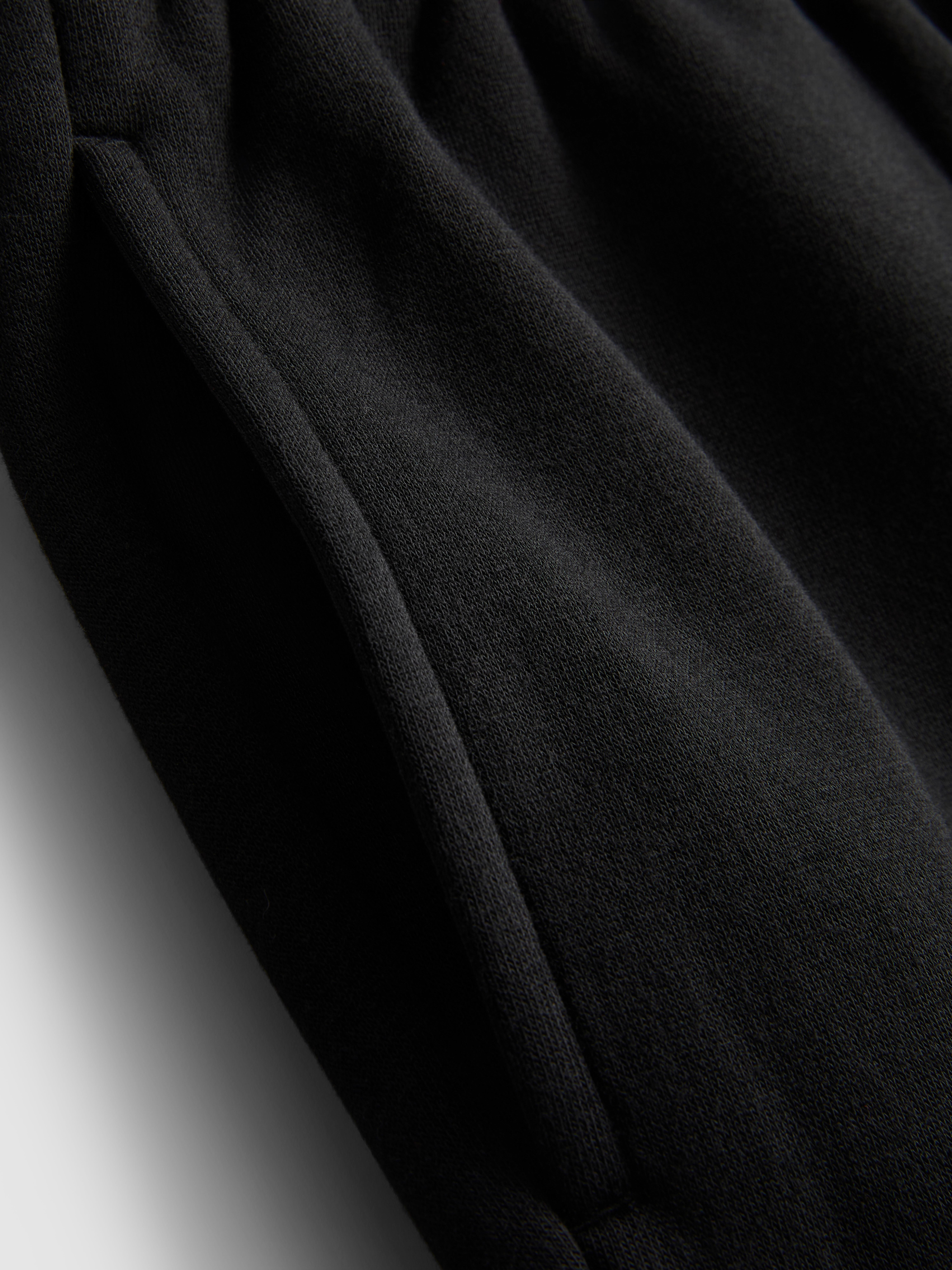 Essential Shorts mit Kordelzug