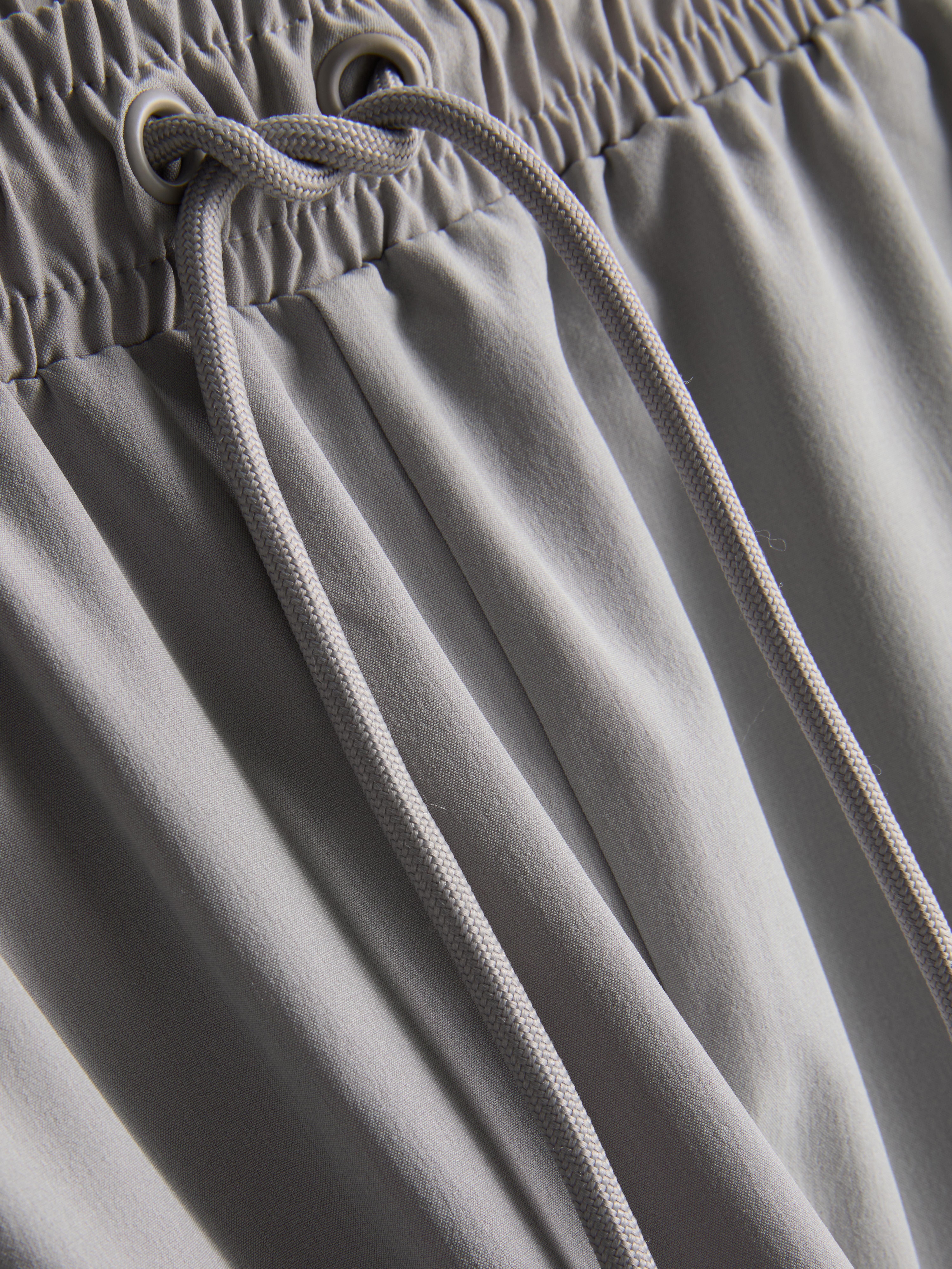 Men's Light Gray Active Drawstring Joggers