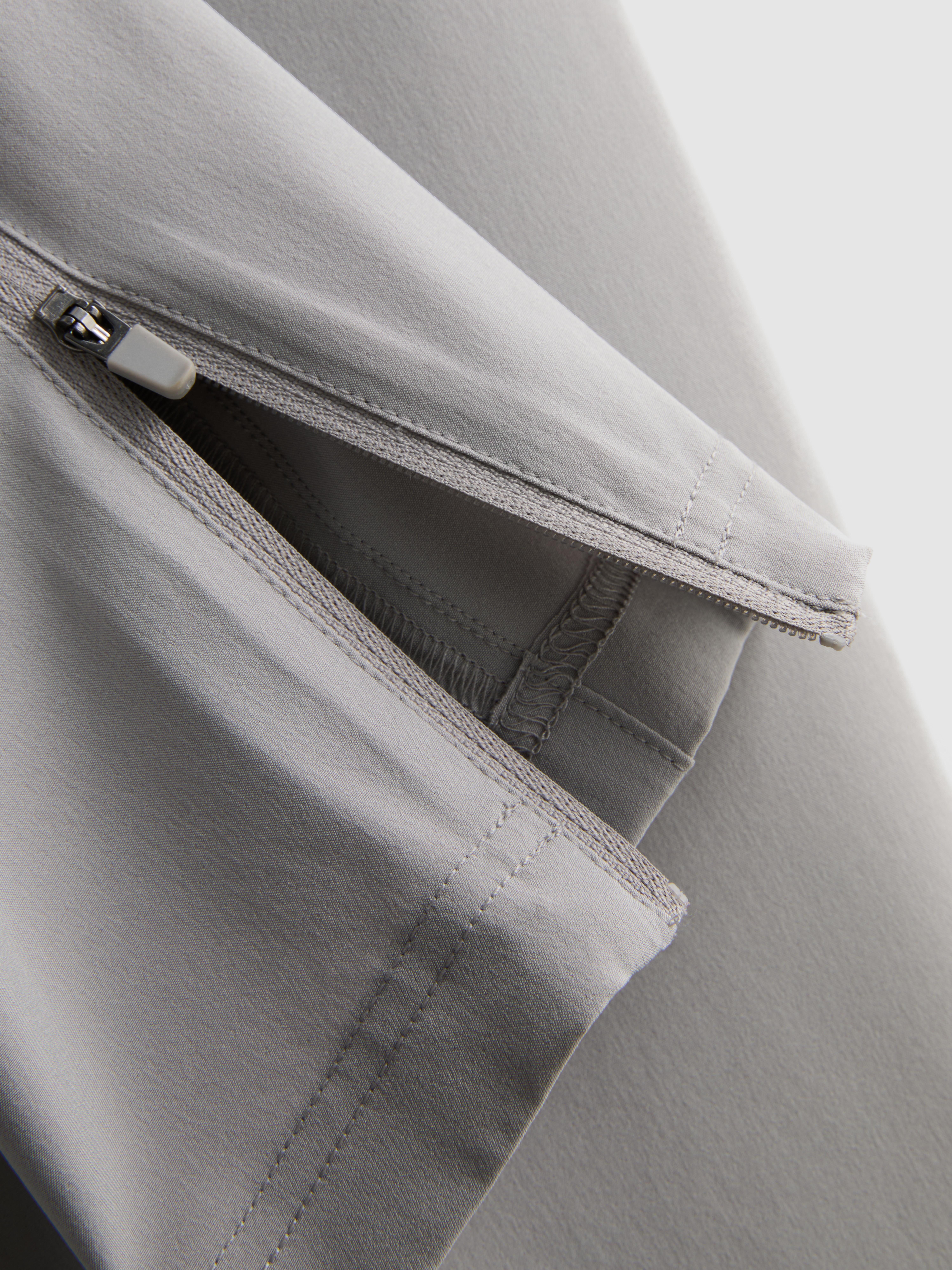 Men's Light Gray Active Drawstring Joggers