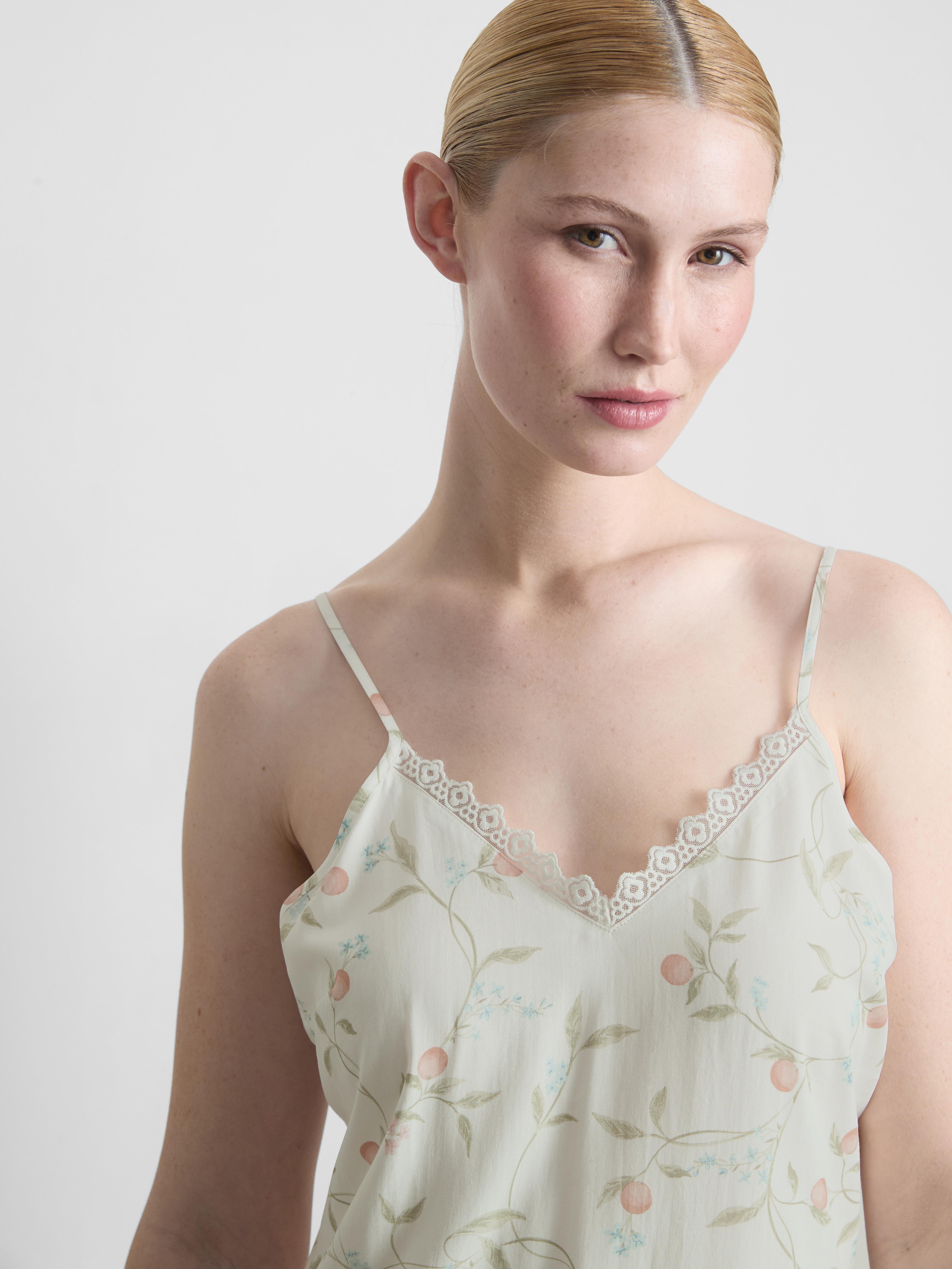 Nuisette à imprimé orange et finitions en dentelle