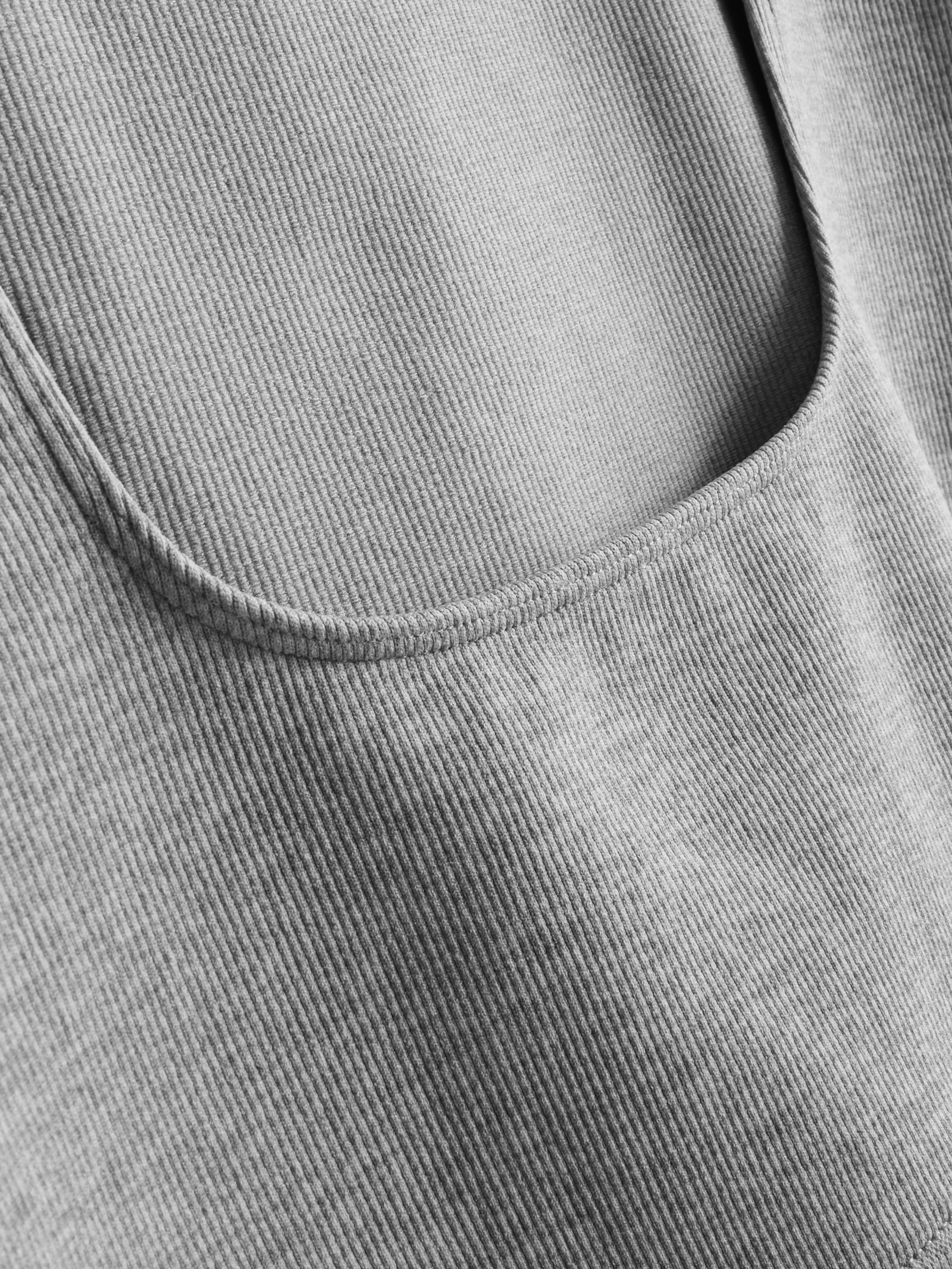 Women's Light Gray Seamless Cropped Active Contour Tee