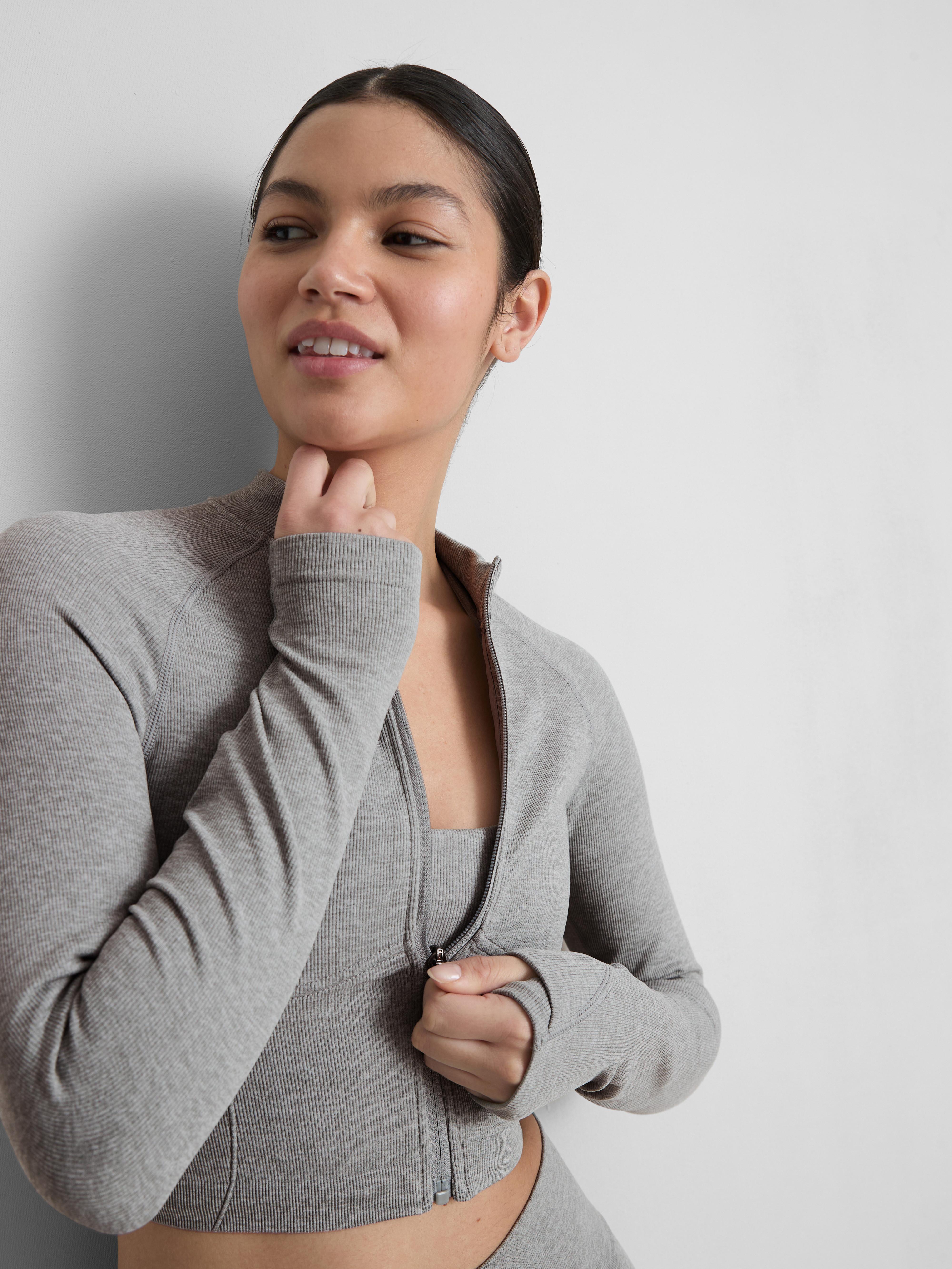 Seamless Cropped Active Contour Jacket