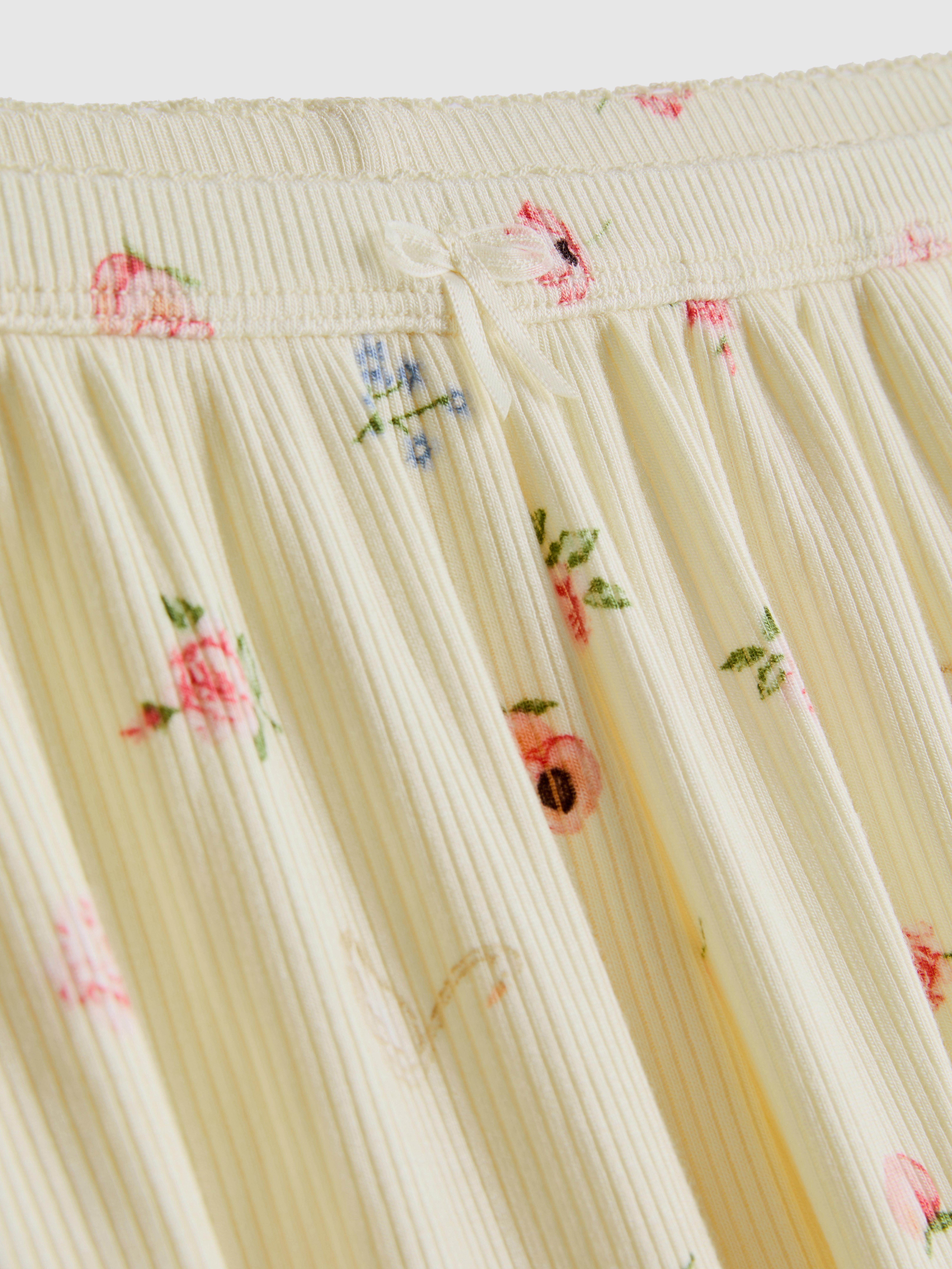 Floral Ribbed Printed Pajama Shorts