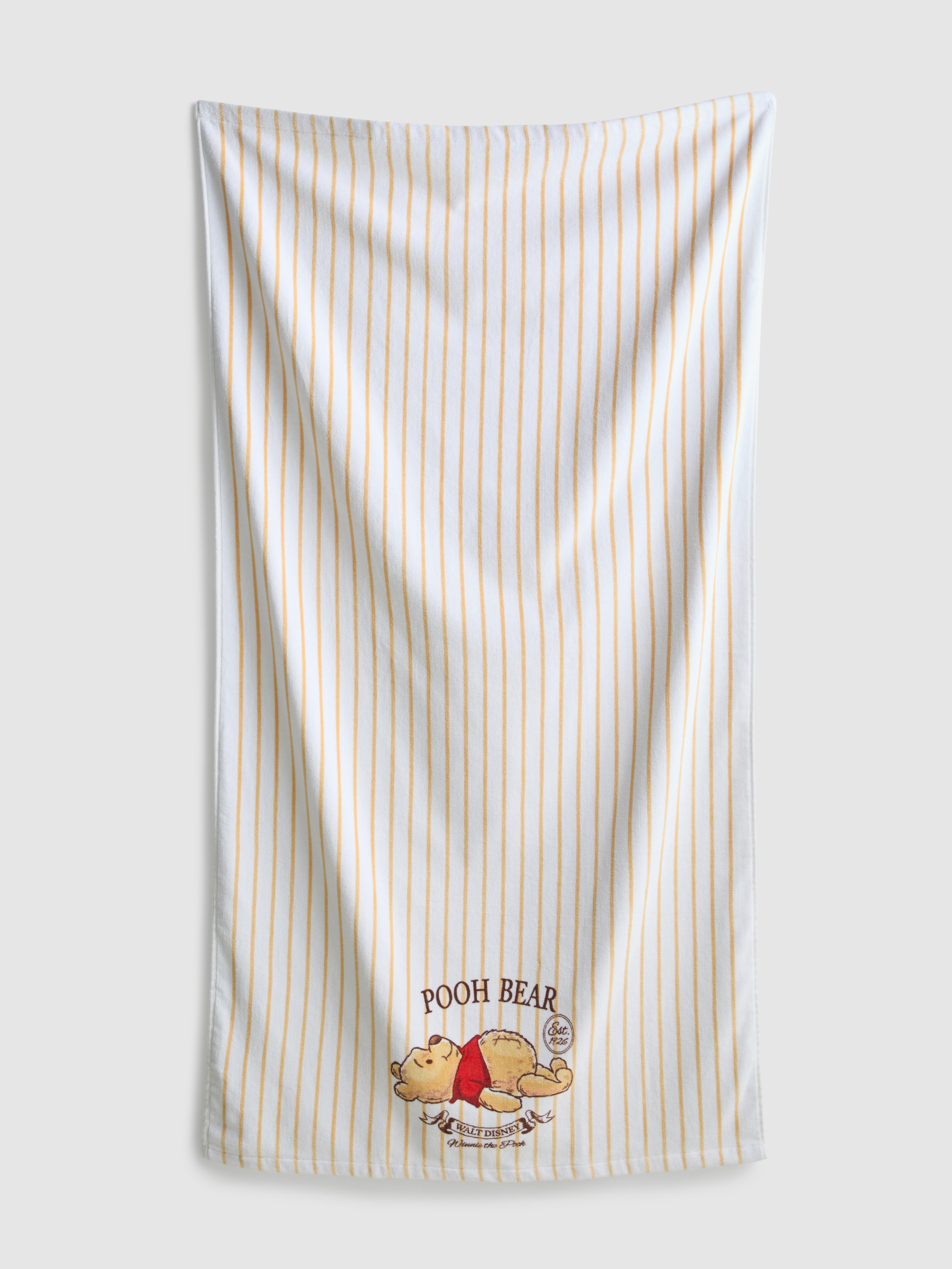 Disney’s Winnie the Pooh Bath Towel