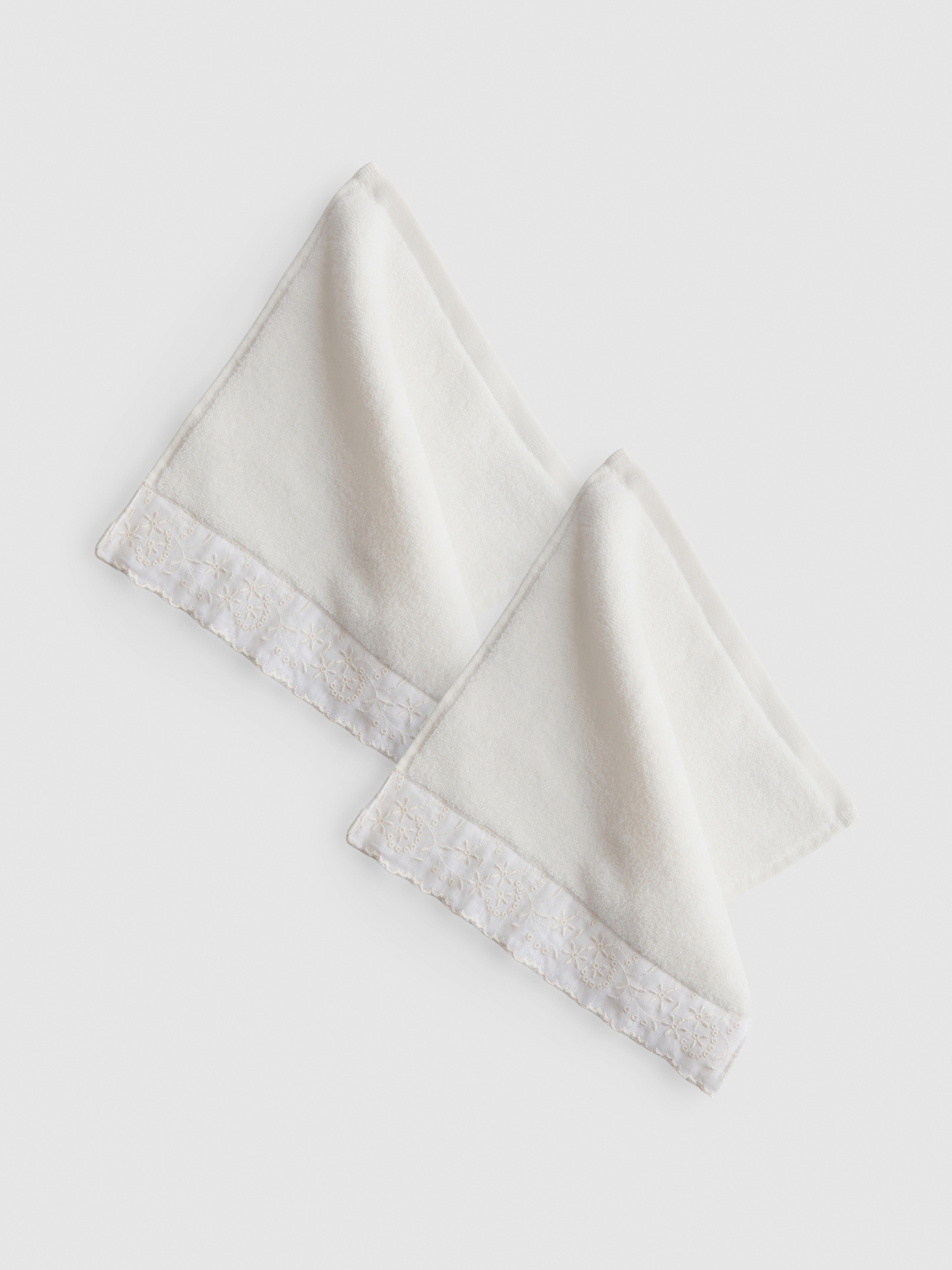 2pk Embroidered Face Cloths