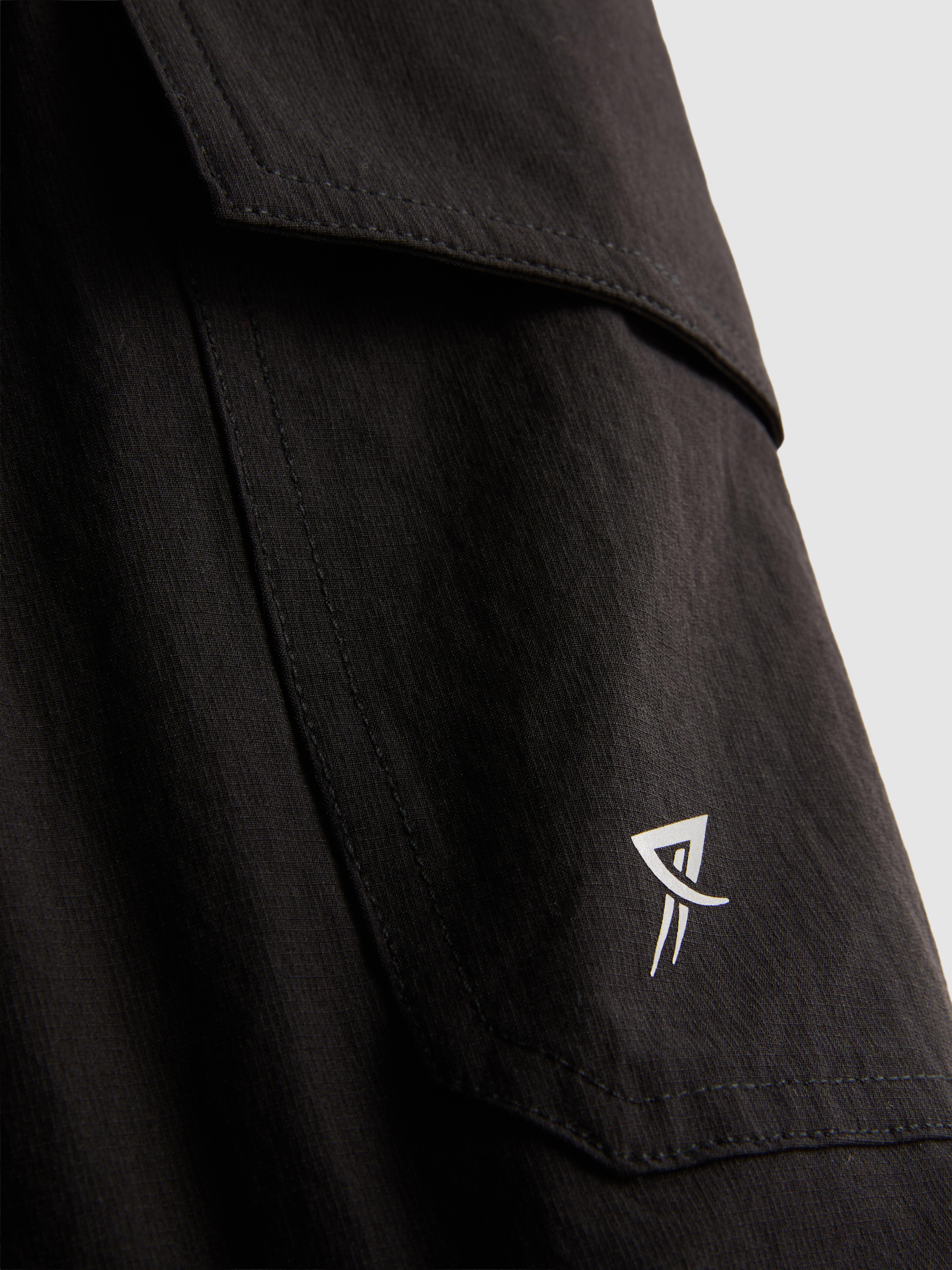 Active Cargo Shorts