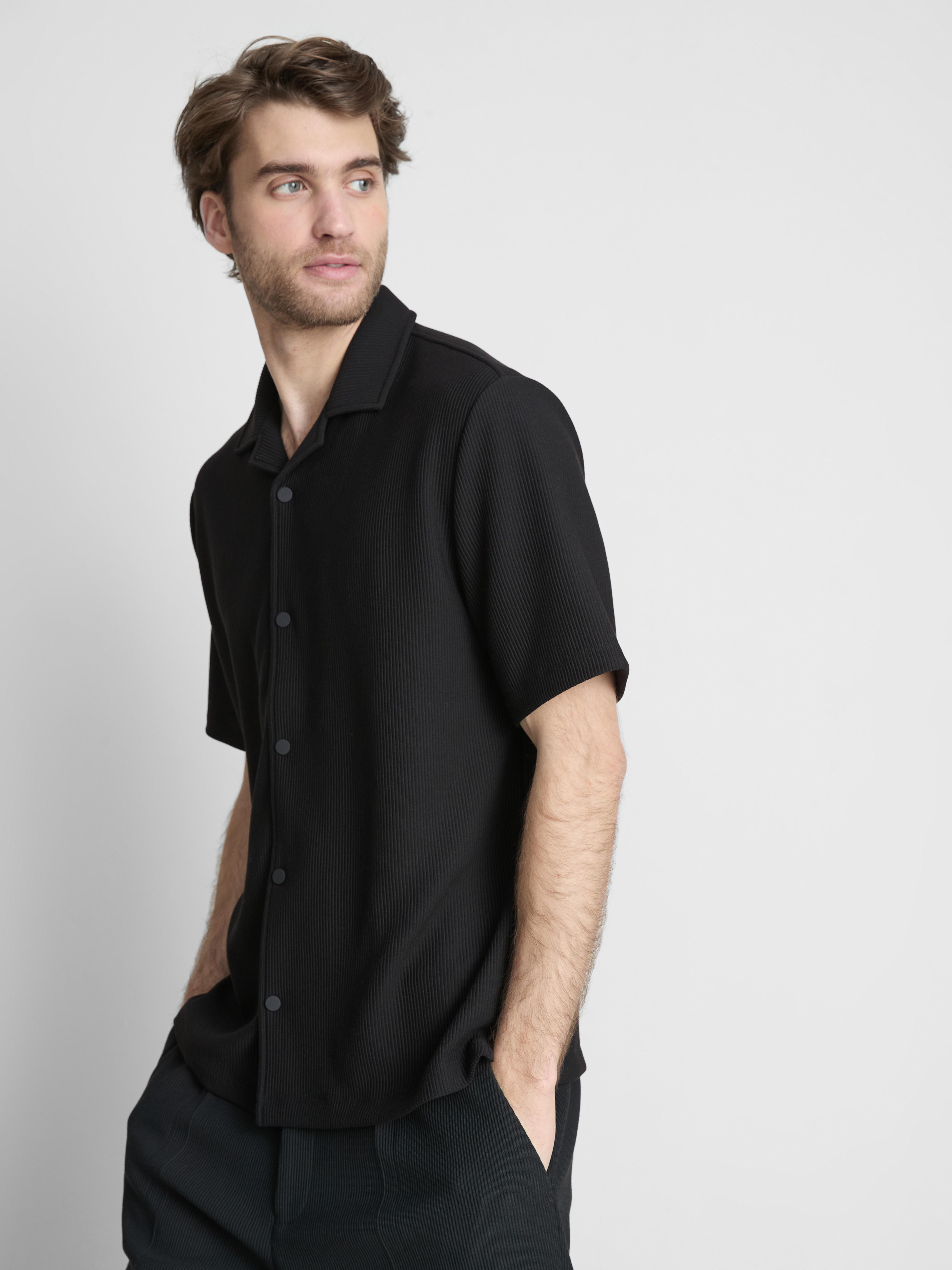 Men's Black The Edit Plissé Shirt