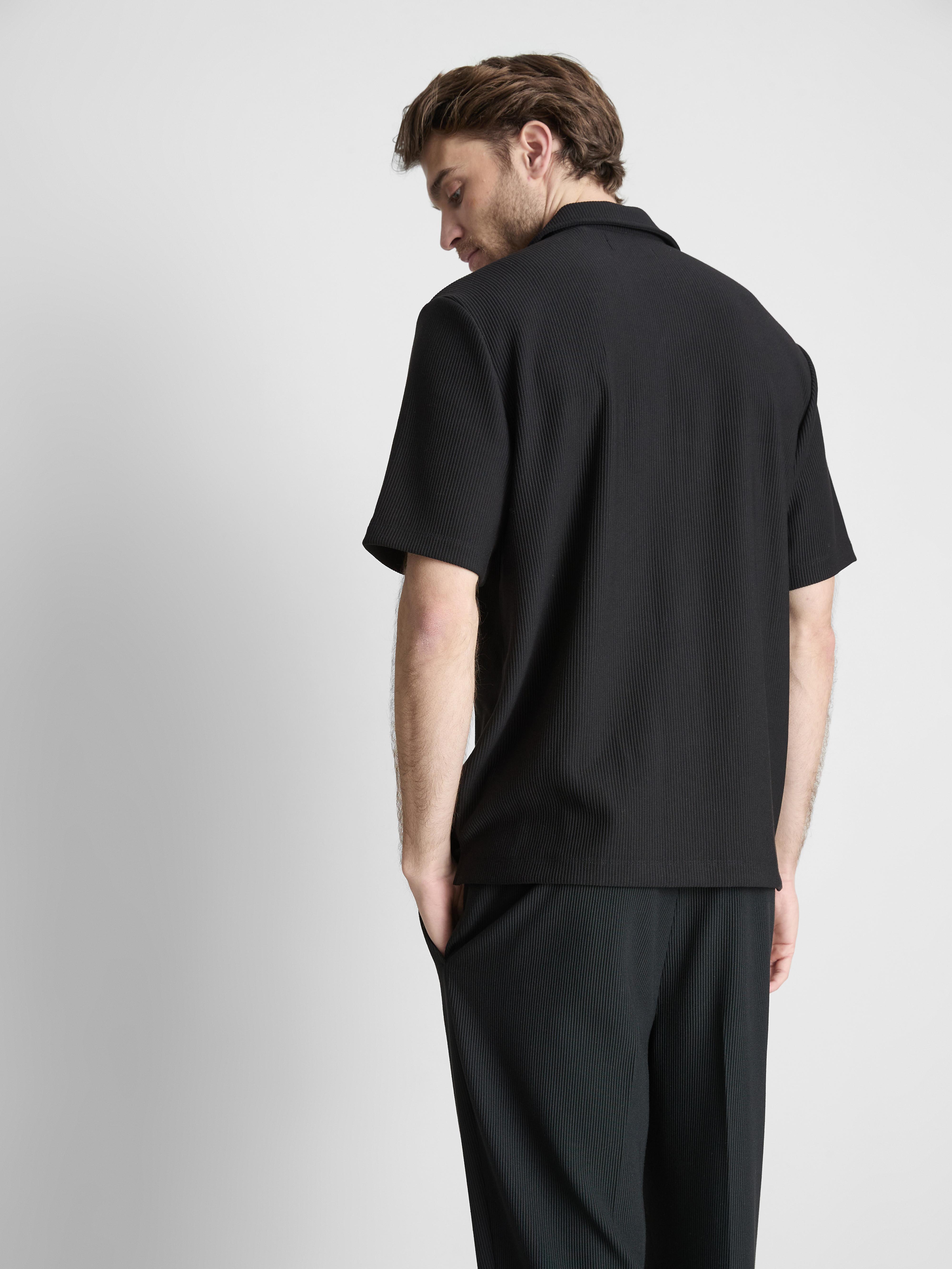 Men's Black The Edit Plissé Shirt