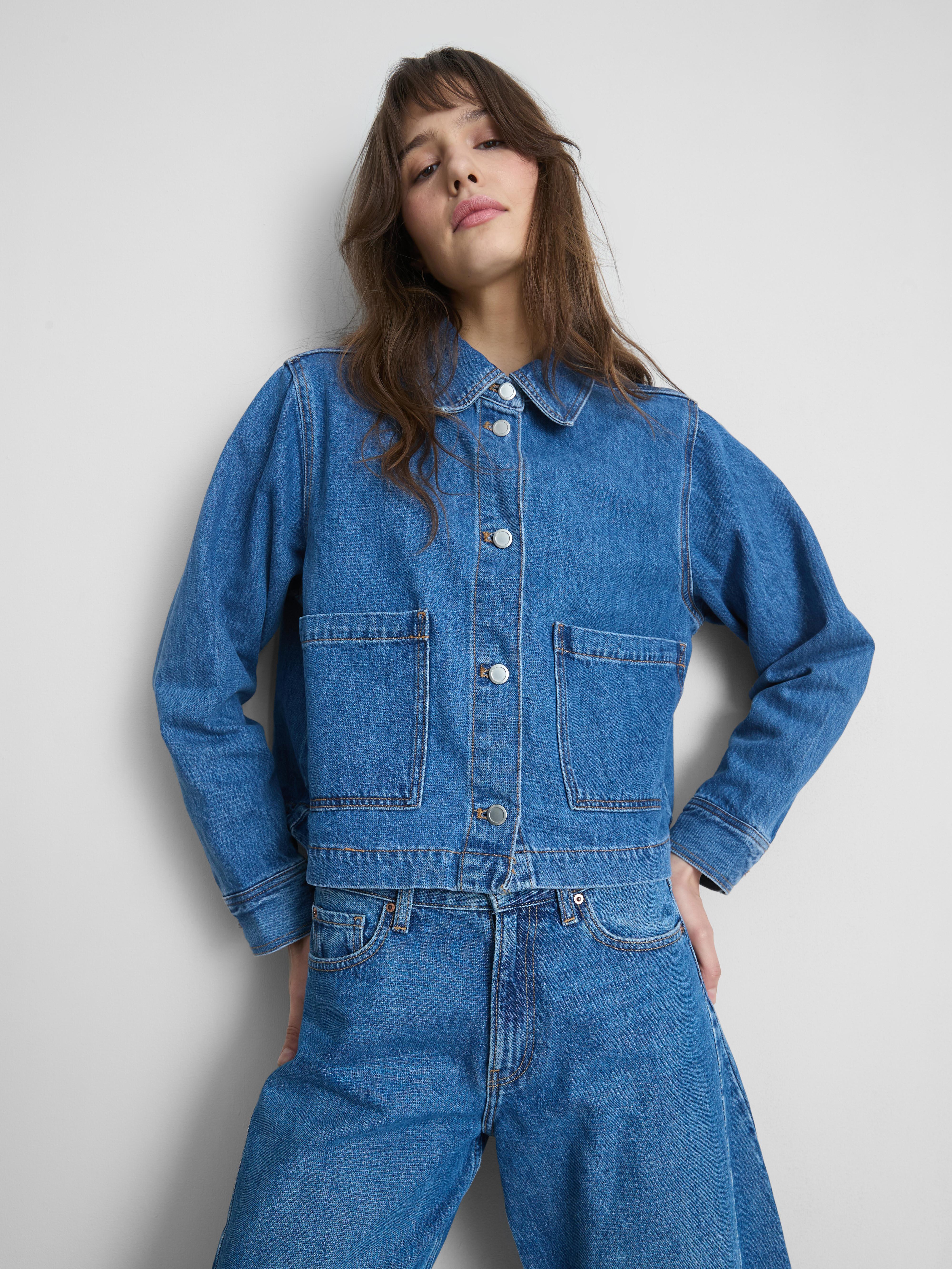 Chaqueta vaquera de algodón con bolsillo de parche