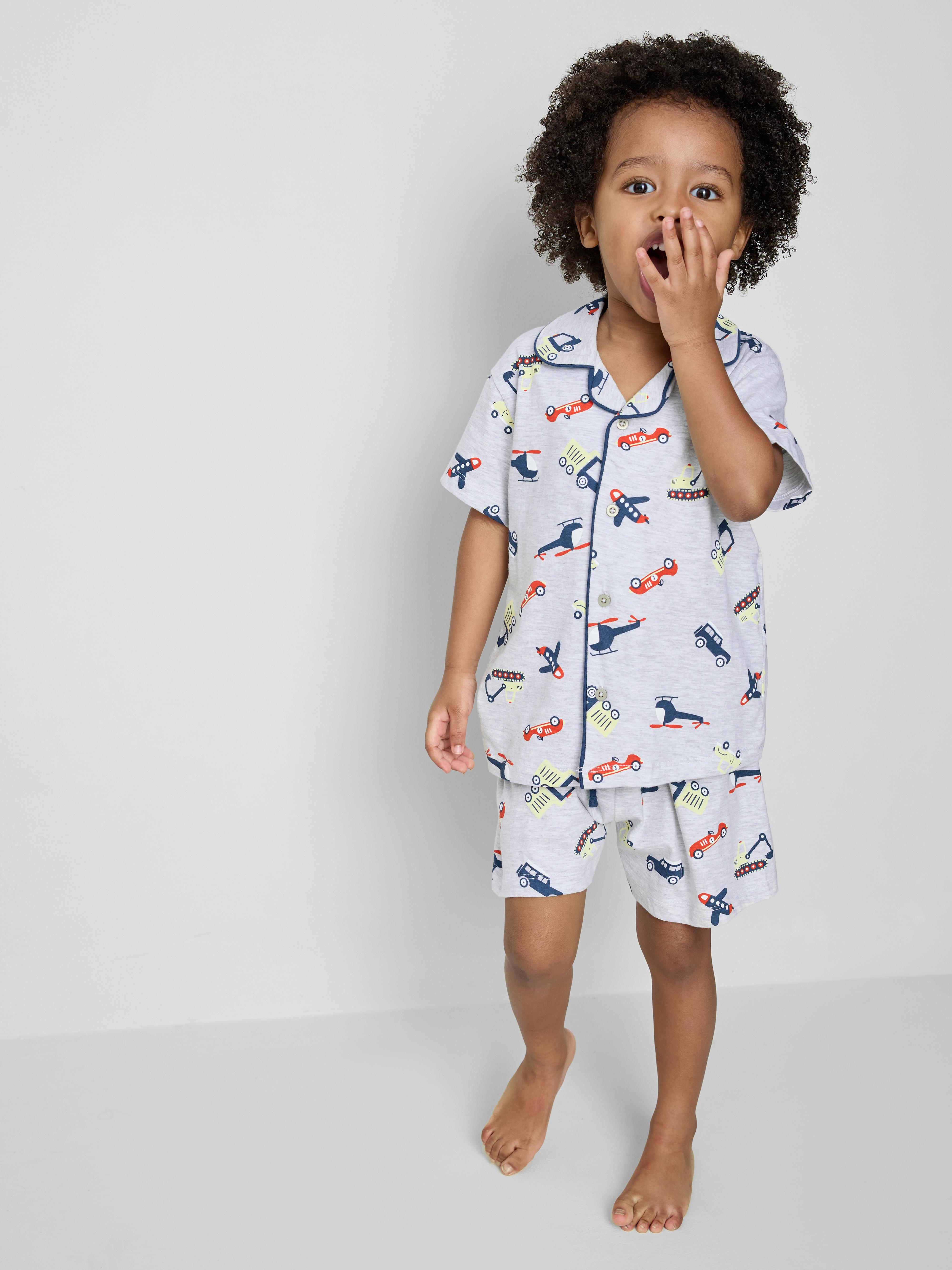 1,5–8 Jahre | Kurzer Schlafanzug mit Hemd und Fahrzeug-Print